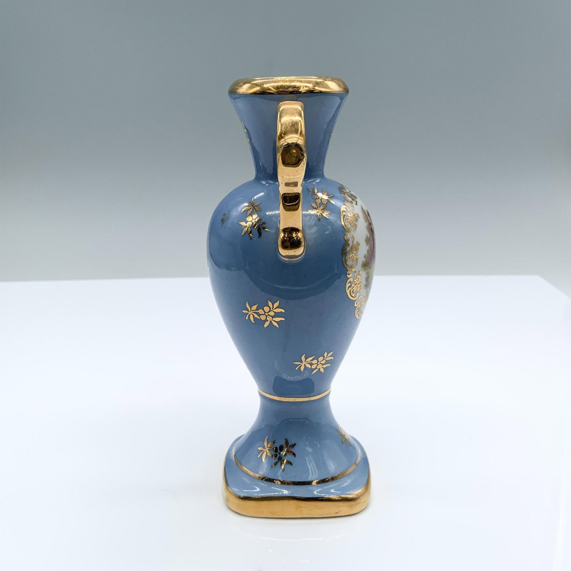 Limoges France Blue Gilt Fragonard Vase - Image 3 of 5