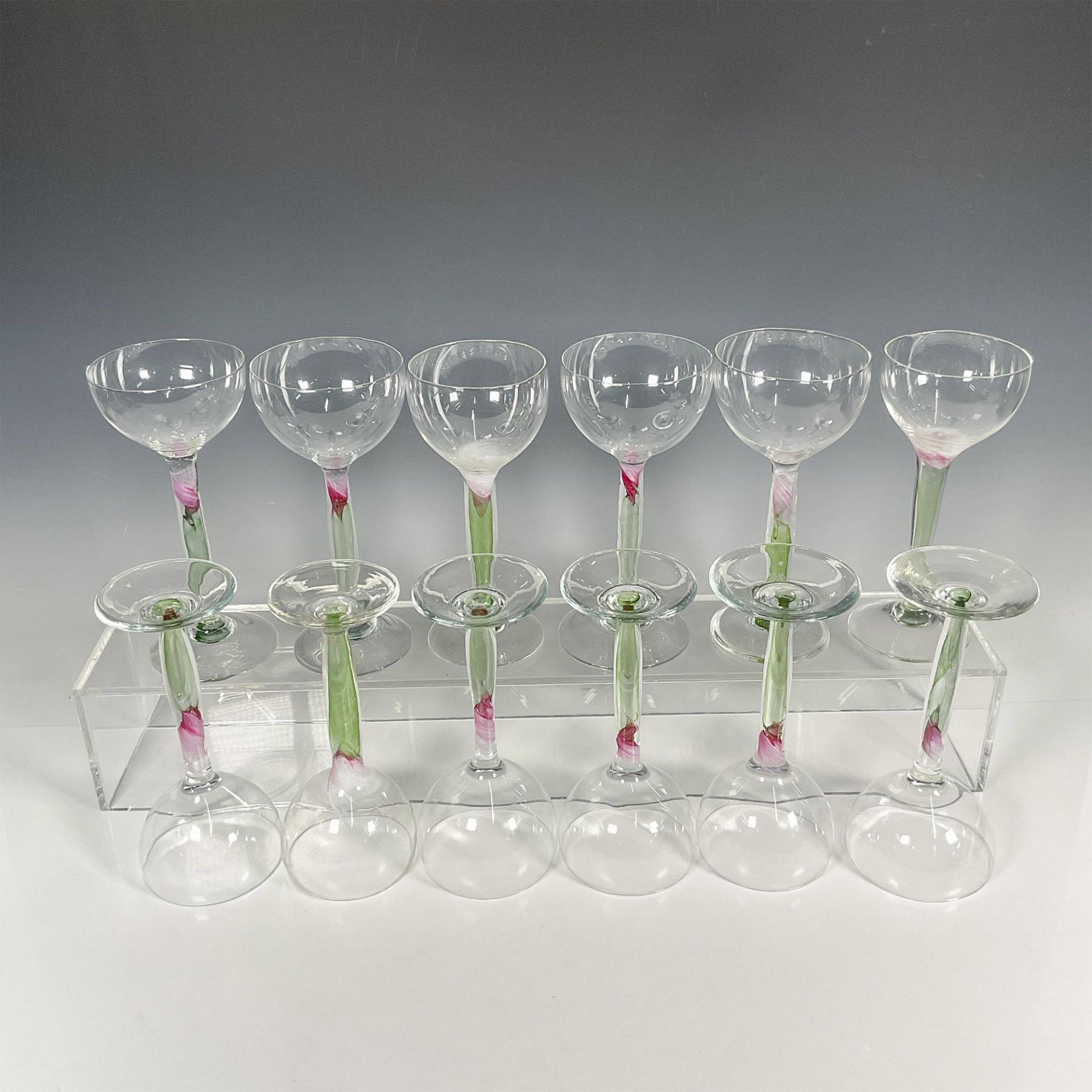 12pc Chris Baker Salmon Wine Glasses, Pink Flower Stem - Image 3 of 6