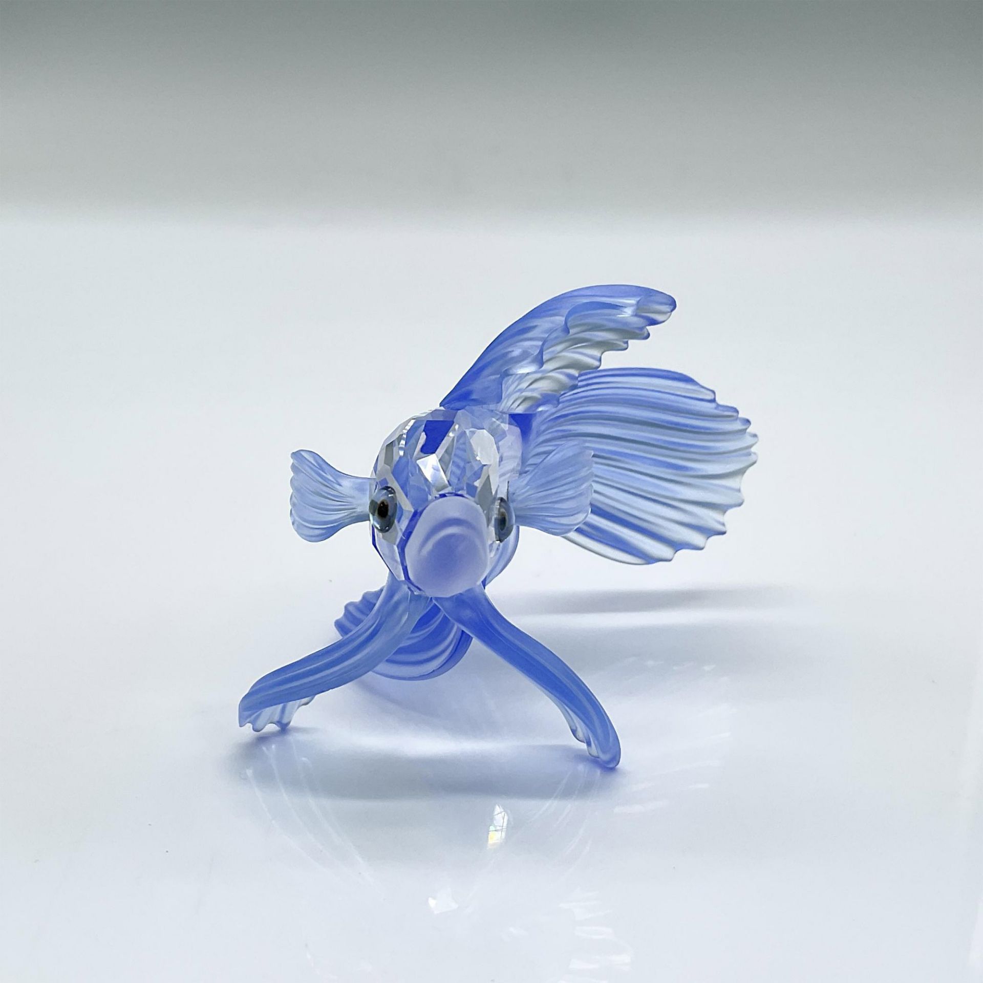 Swarovski Crystal Figurine, Blue Siamese Fighting Fish - Image 2 of 5