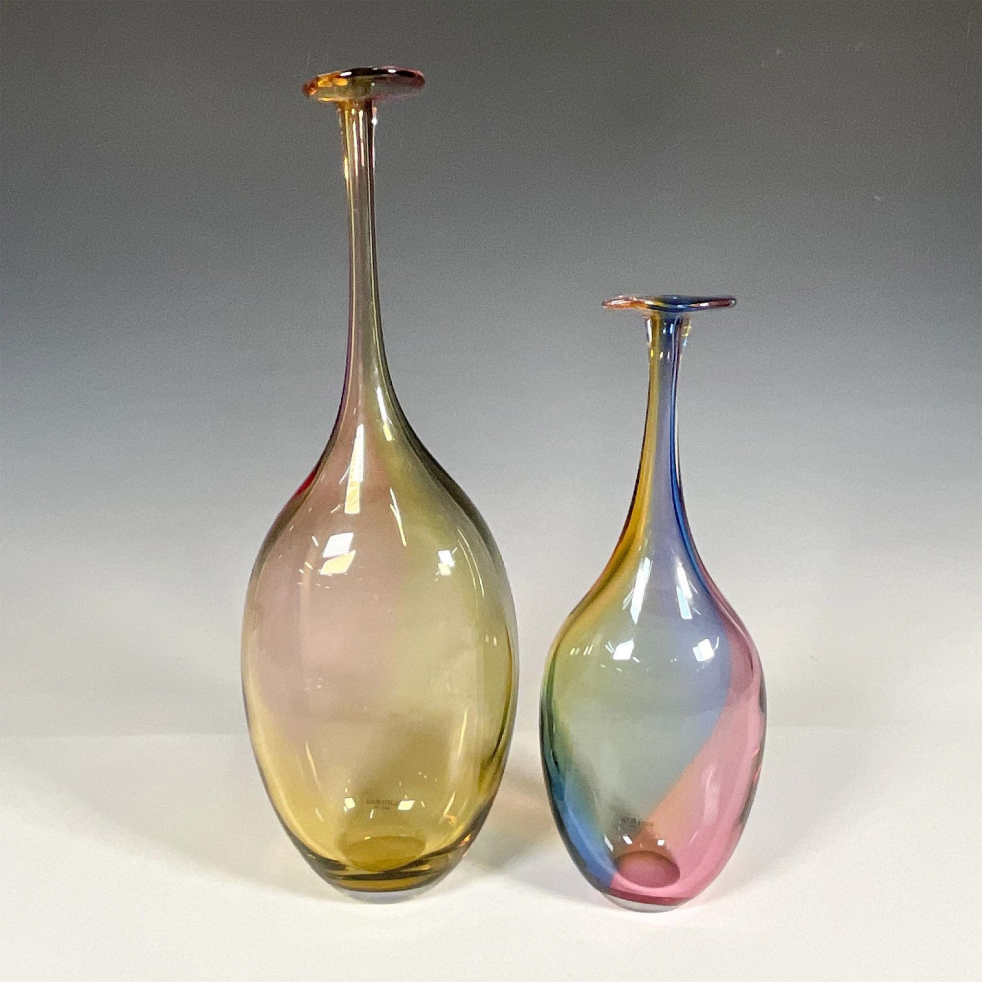 Pair of Kosta Boda Iridescent Fidji Vase - Bild 2 aus 4