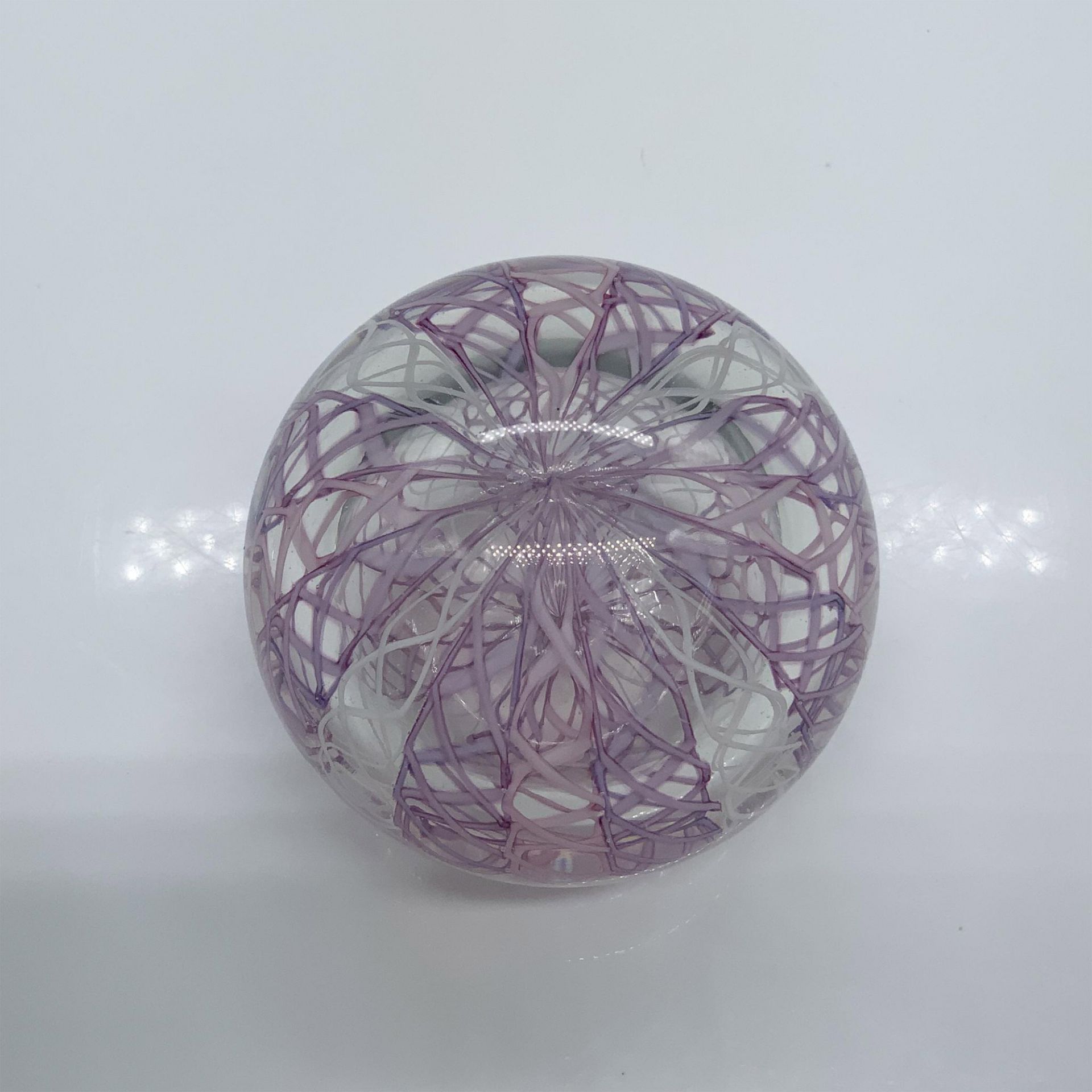 Ferro Murano Glass Pink Ribbon Paperweight - Image 2 of 4