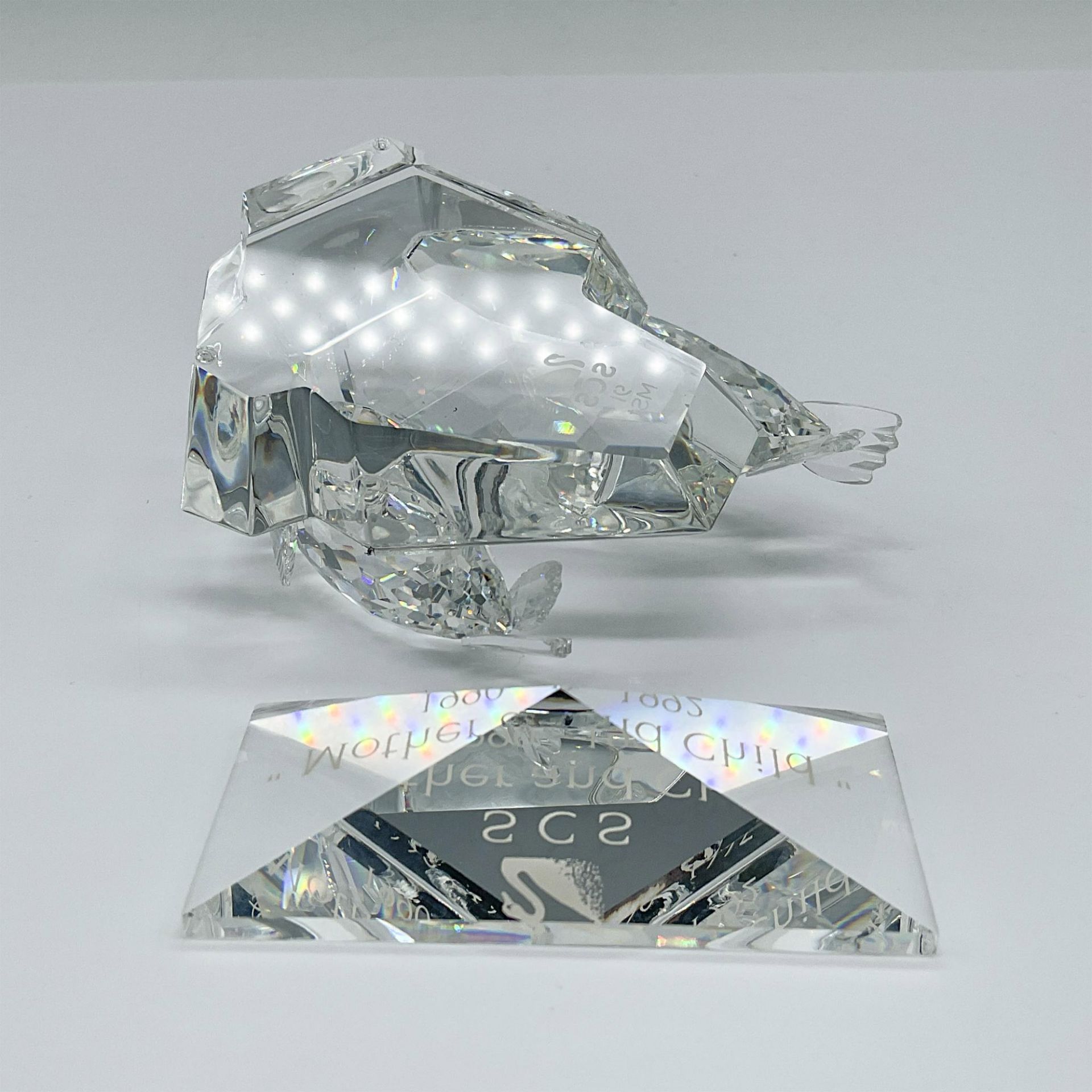 2pc Swarovski SCS Crystal Figurine, Save Me Seals & Plaque - Image 3 of 4