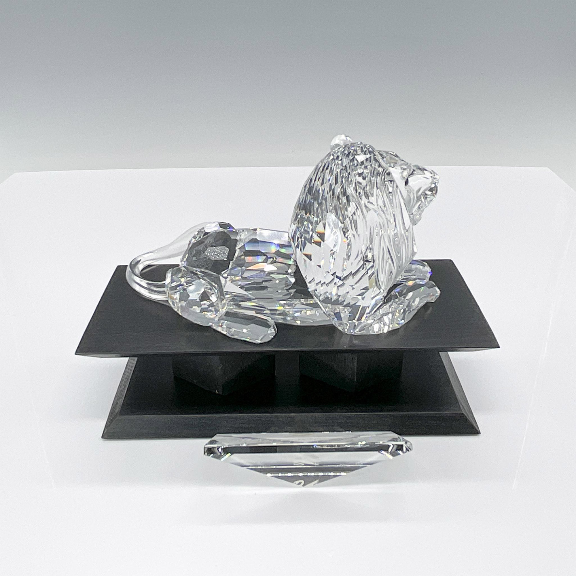 Swarovski Crystal Figurine, Lion with Base and Plaque - Image 2 of 4