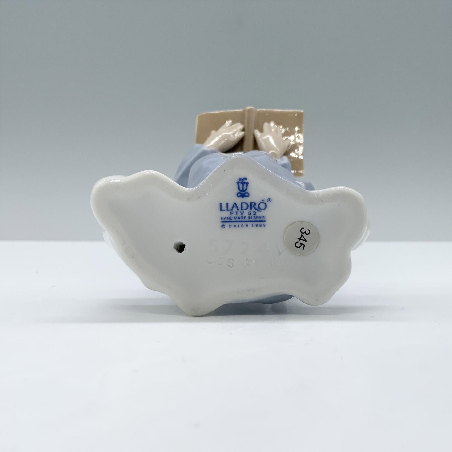 Angelic Voice 1005724 - Lladro Porcelain Figurine - Image 3 of 4