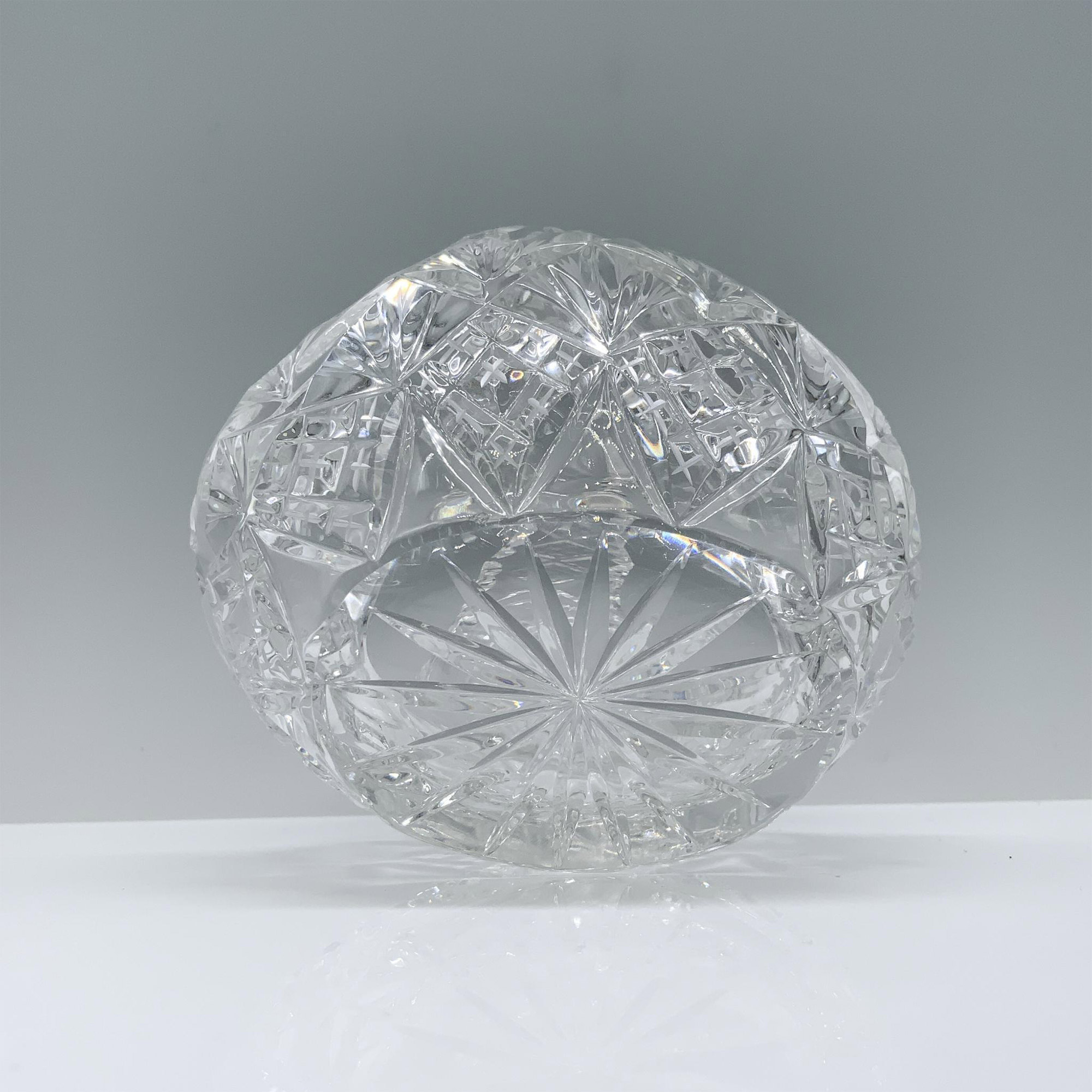 Small Crystal Basket - Image 3 of 3