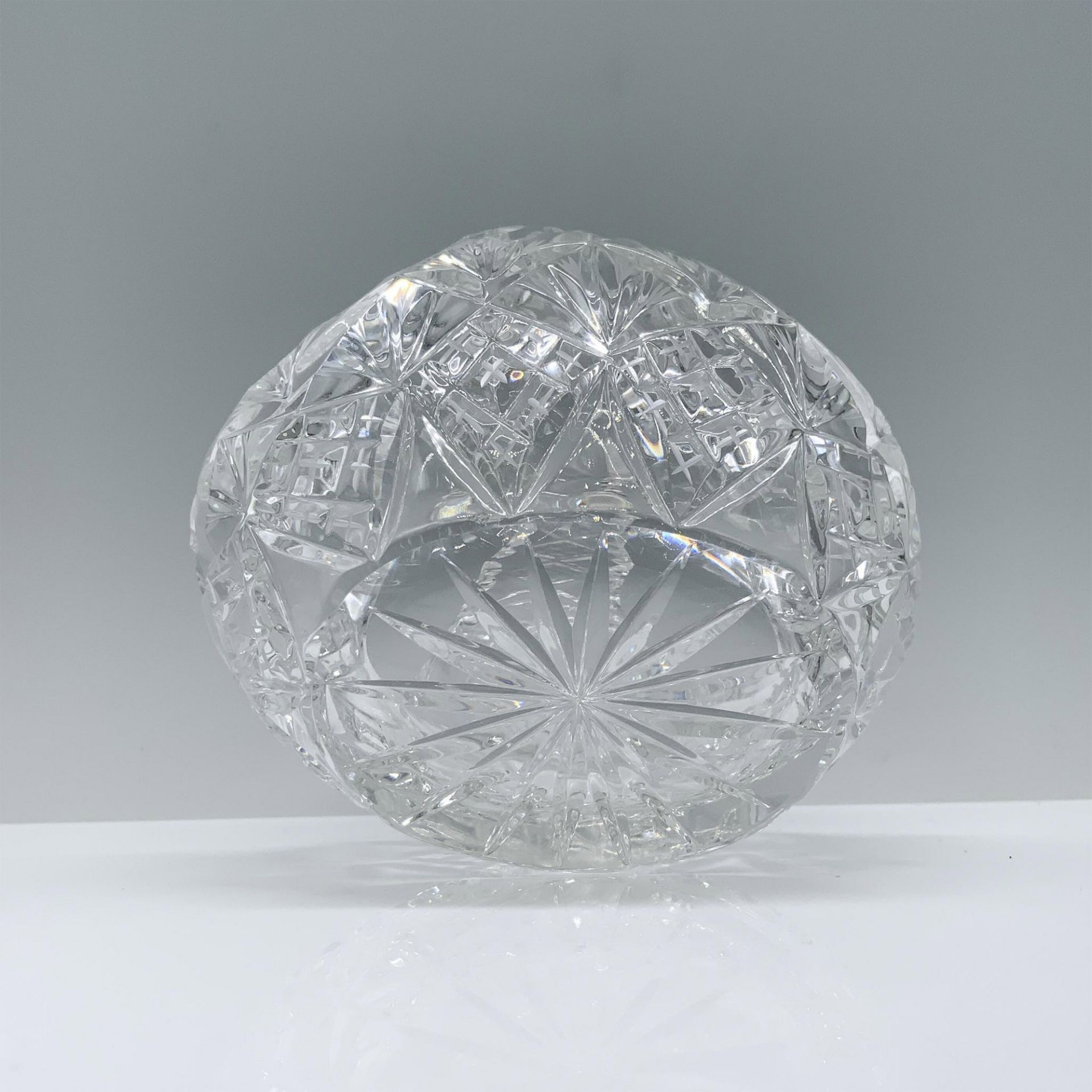 Small Crystal Basket - Image 3 of 3