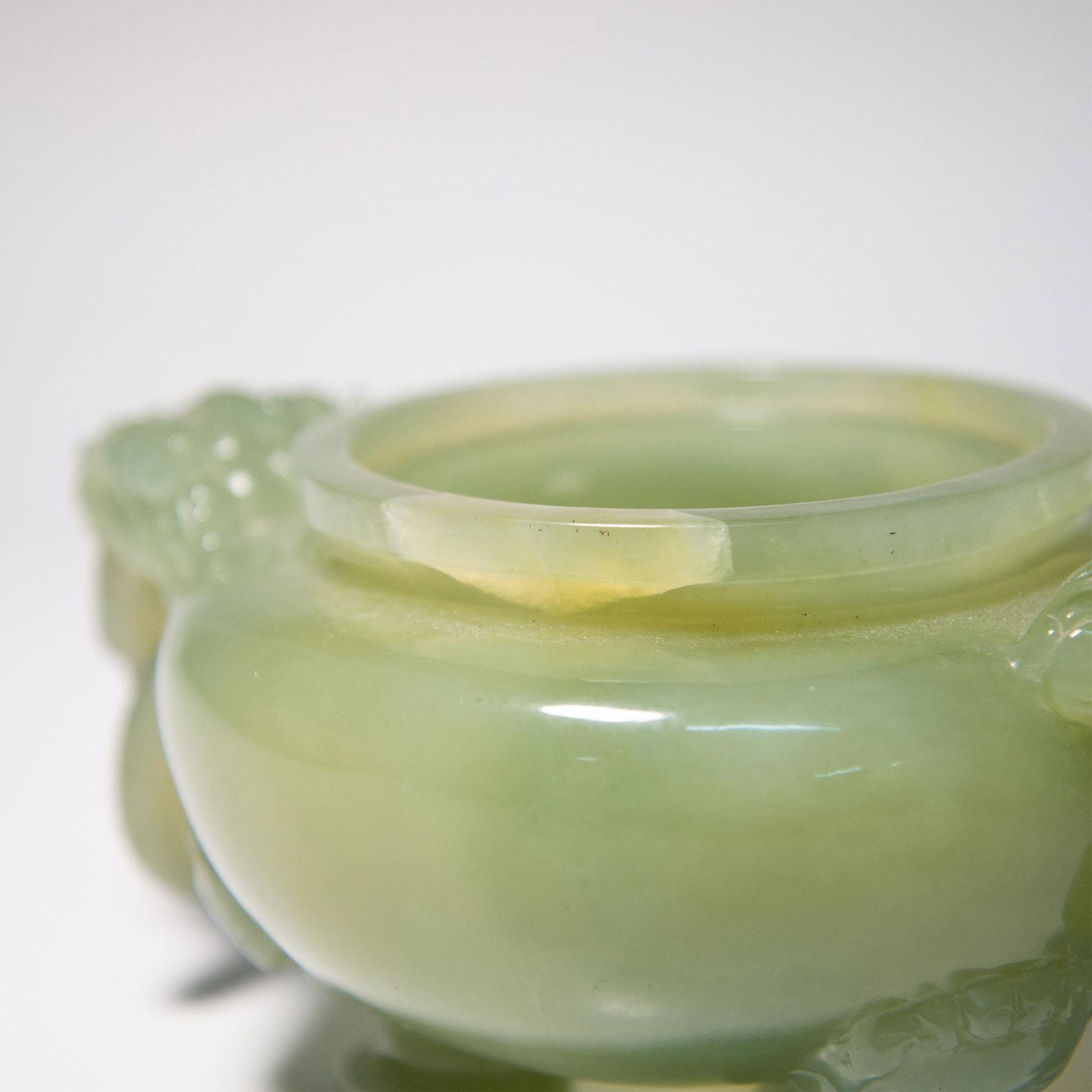 Carved Pale Green Nephrite Jade Incense Burner - Image 6 of 8