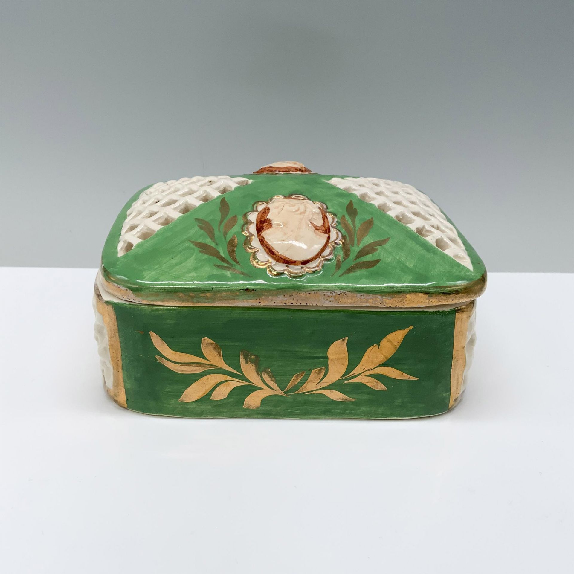 Italian Serving Dish and Lid - Image 2 of 3