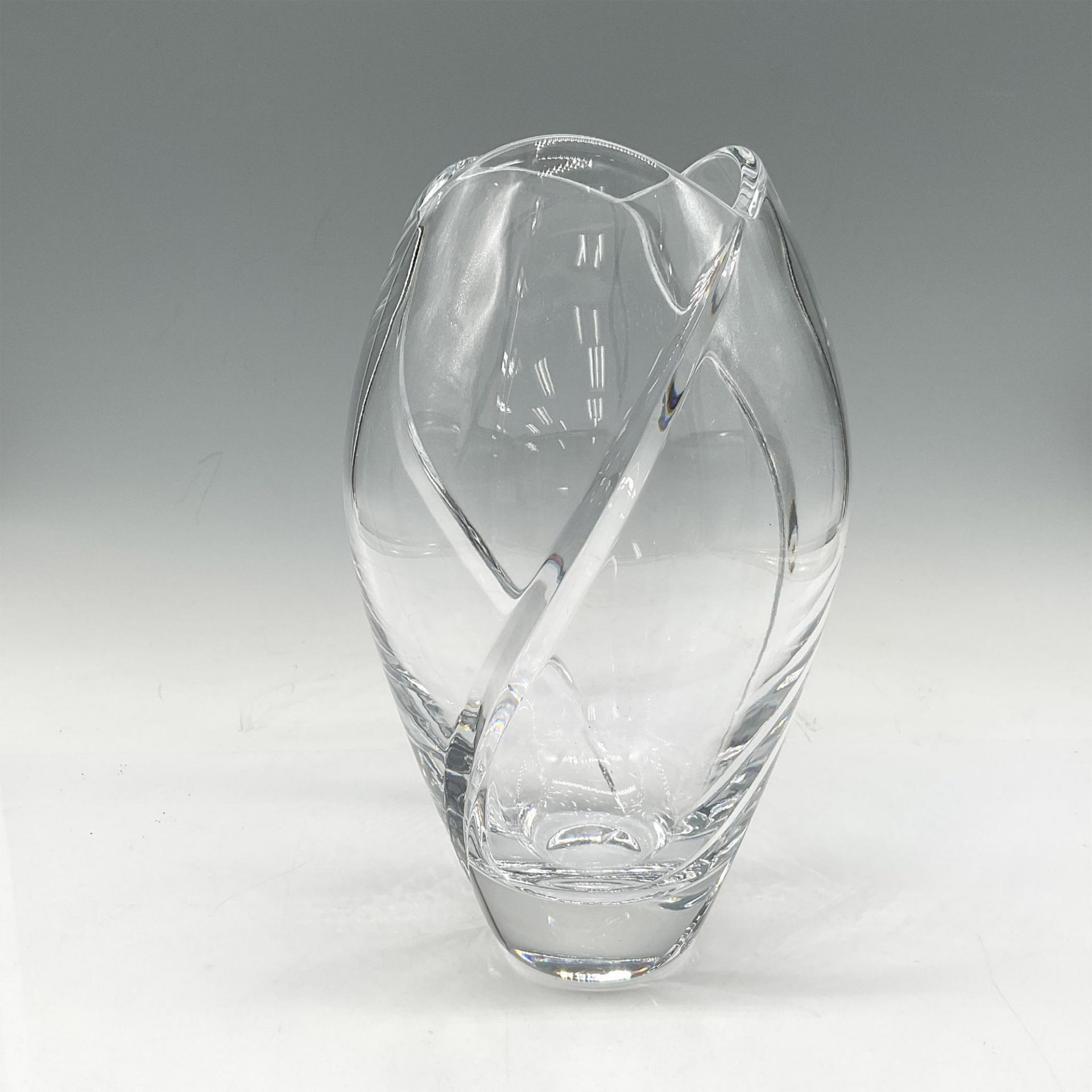 Mikasa Crystal 8" Vase