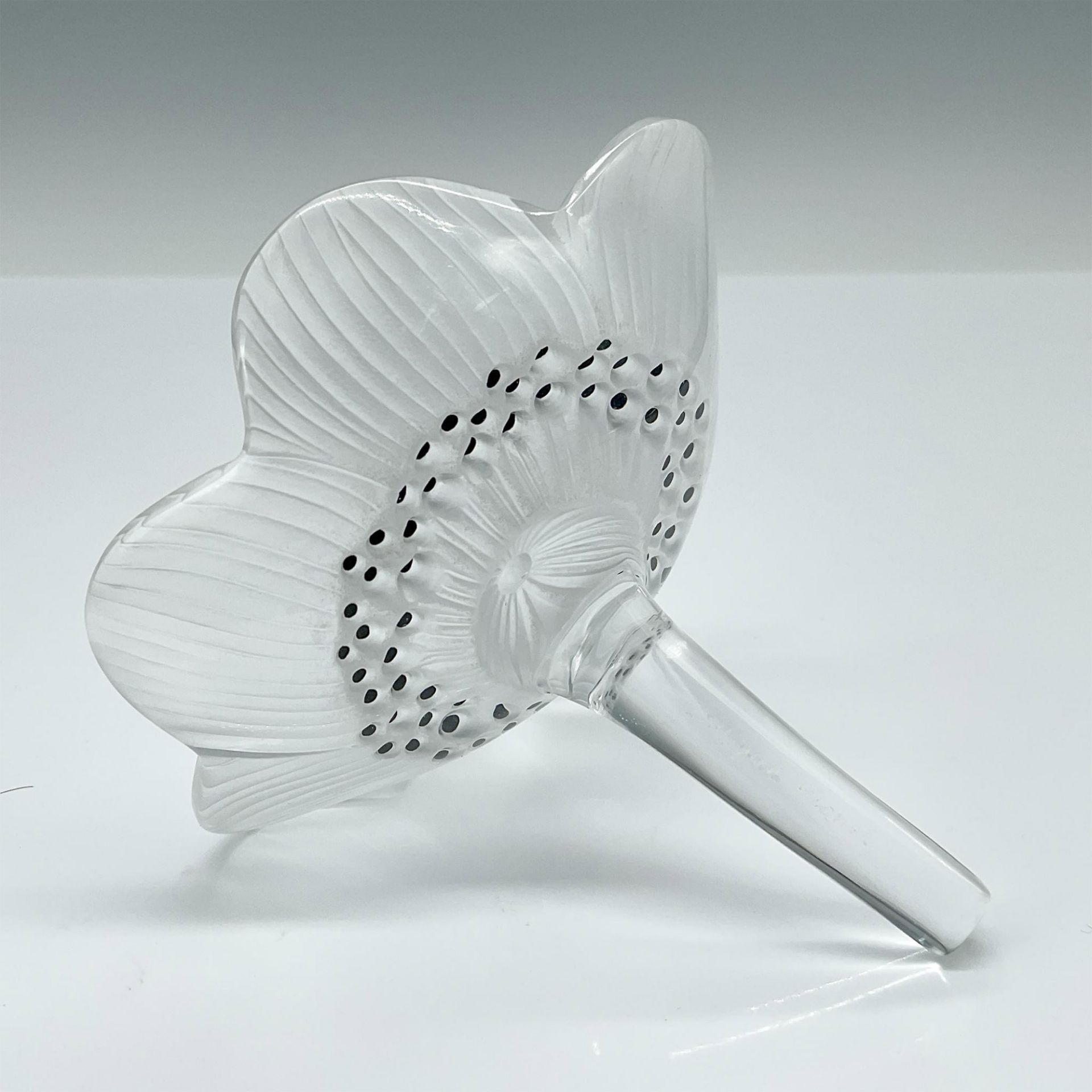 Lalique Crystal Flower Sculpture, Anemone - Image 3 of 3