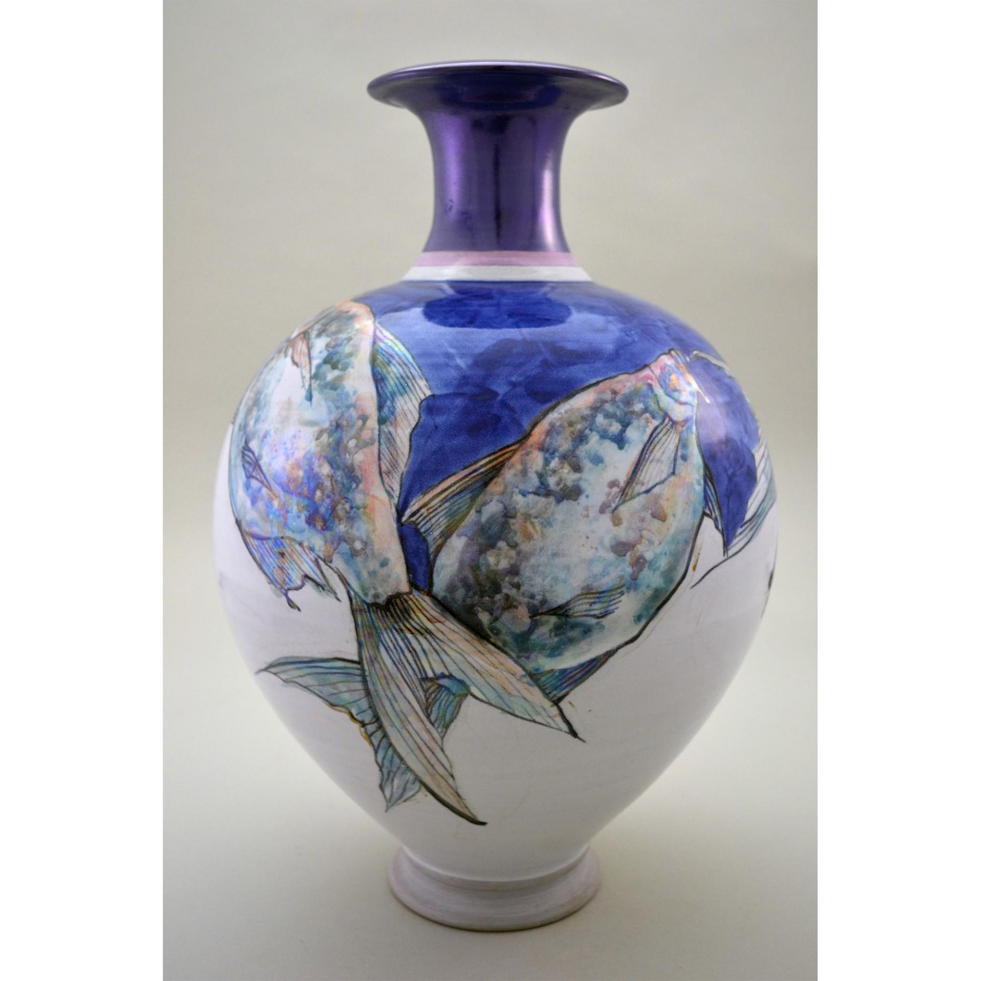 Hawkins Pottery Original Premier Tropical Fish Vase - Image 4 of 5