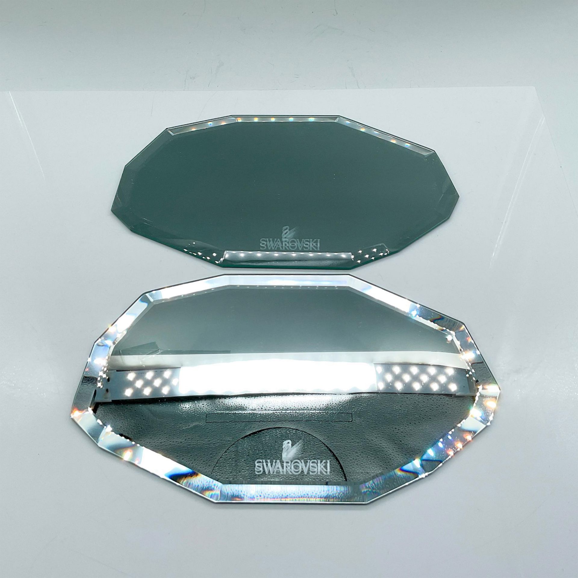 2pc Oval Swarovski Display Mirrors