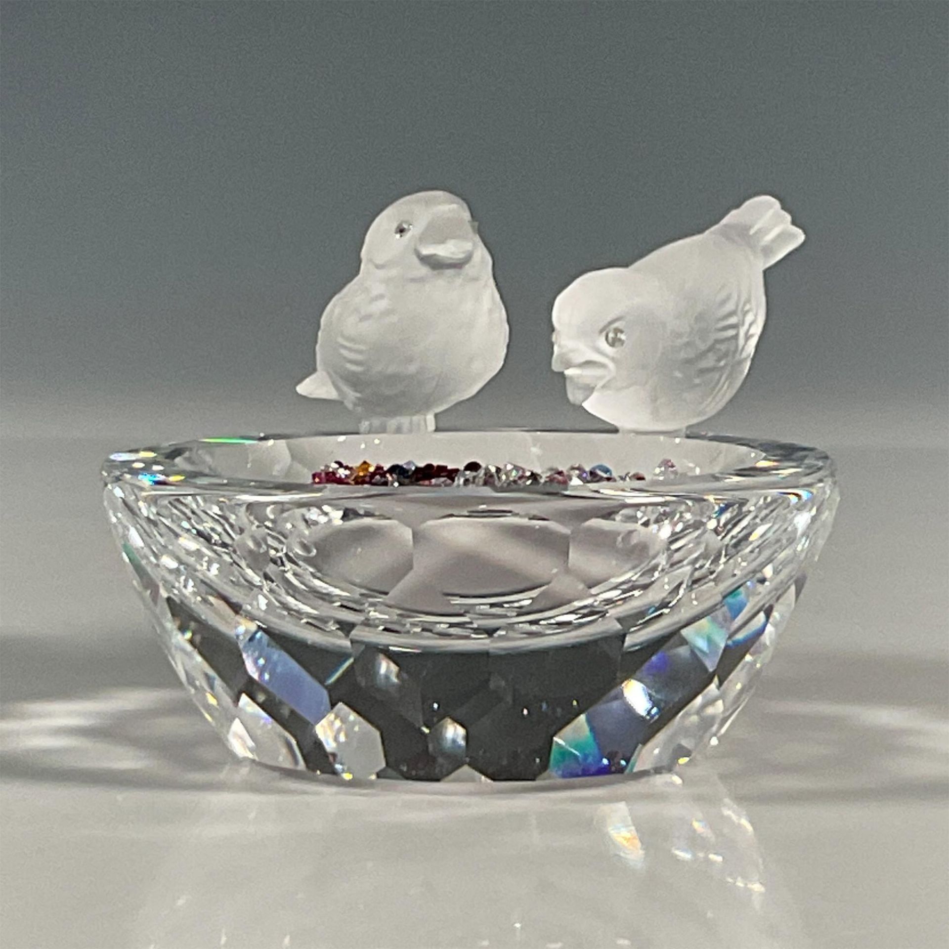 Swarovski Crystal Figurine, Bird Bath with Mini Crystals - Image 3 of 5