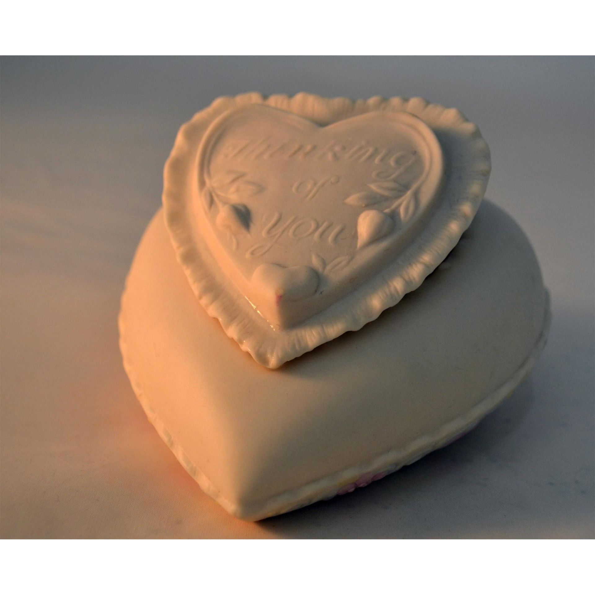 Cybis Porcelain Pastel Lidded Heart Box, Thinking Of You - Image 5 of 6