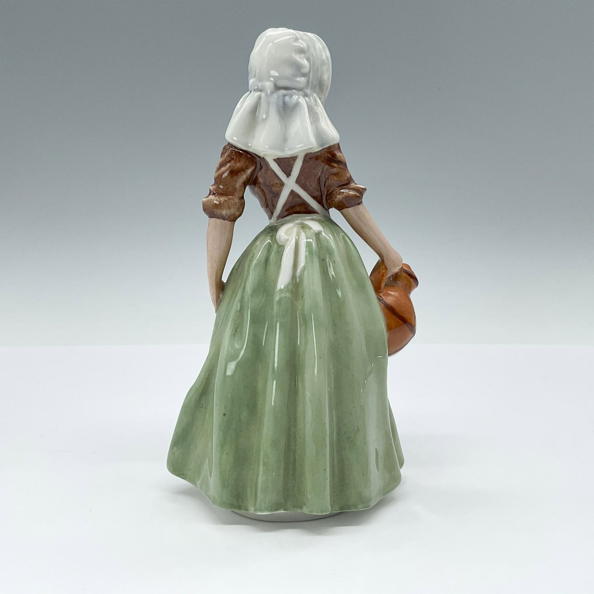 The Milkmaid - HN2057 - Royal Doulton Figurine - Bild 2 aus 3