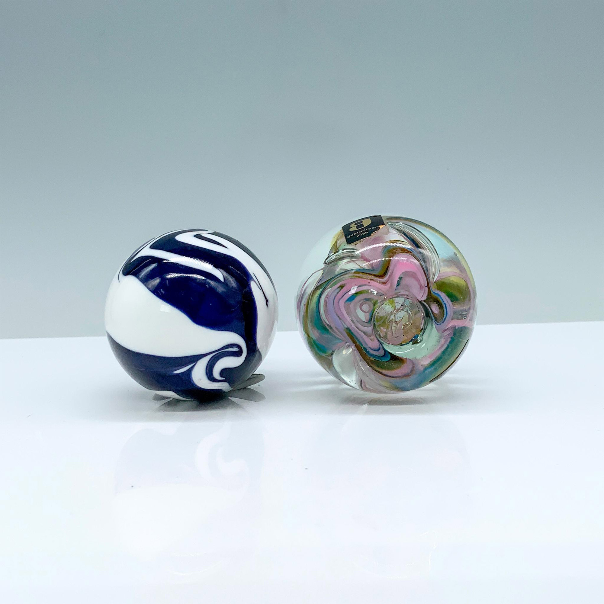 2pc Tie-Dyed Themed Art Glass Paperweights - Image 3 of 3