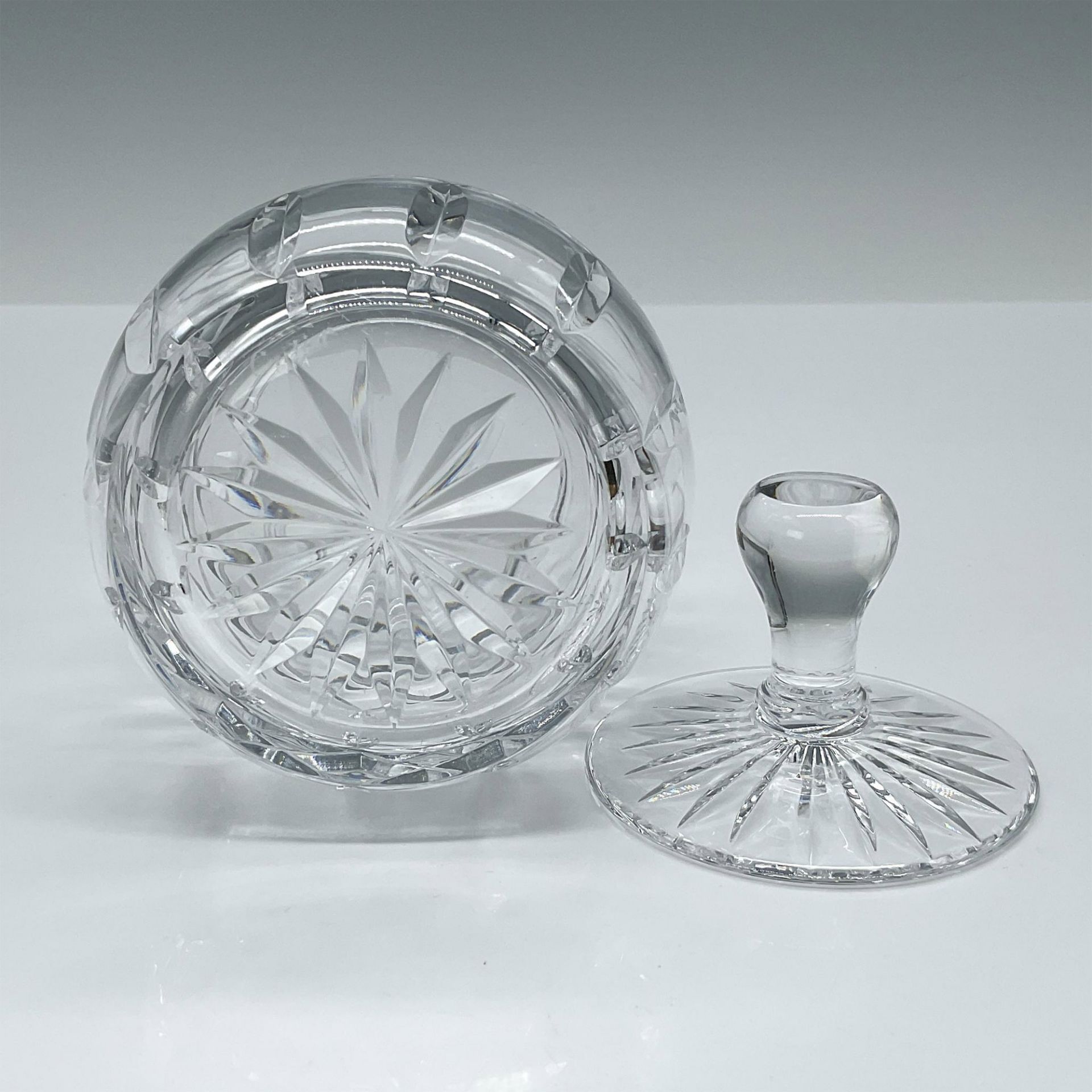 Cartier Crystal Biscuit Jar and Lid - Image 3 of 3