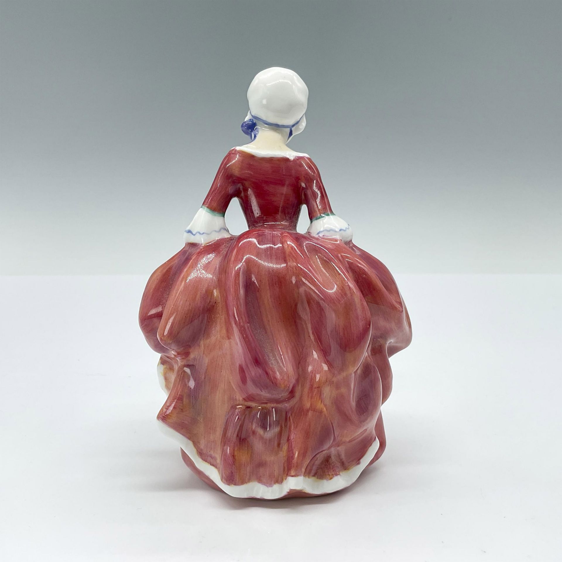 Goody Two Shoes - HN2037 - Royal Doulton Figurine - Image 2 of 3