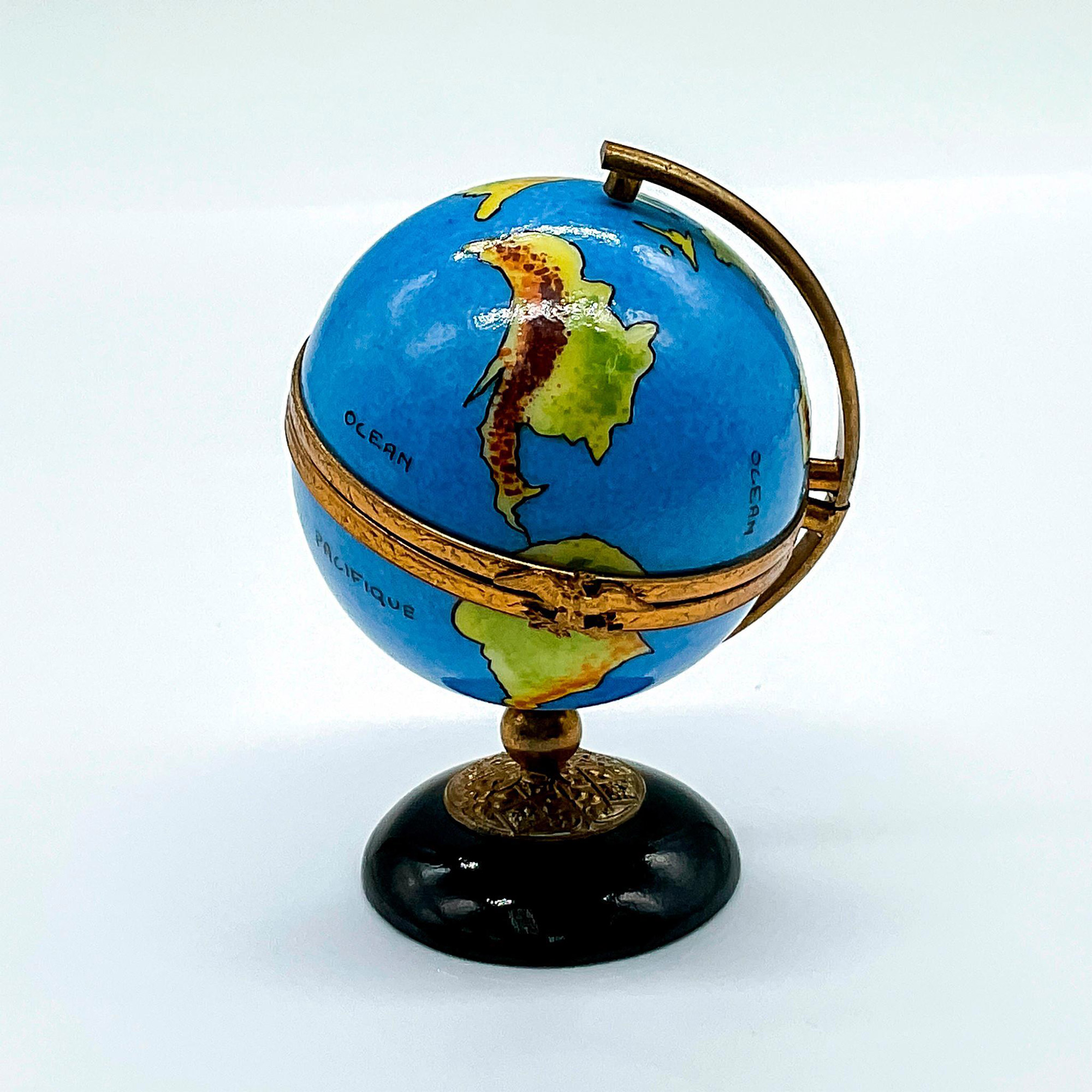 Vintage Limoges HF Porcelain Globe Box - Image 3 of 4