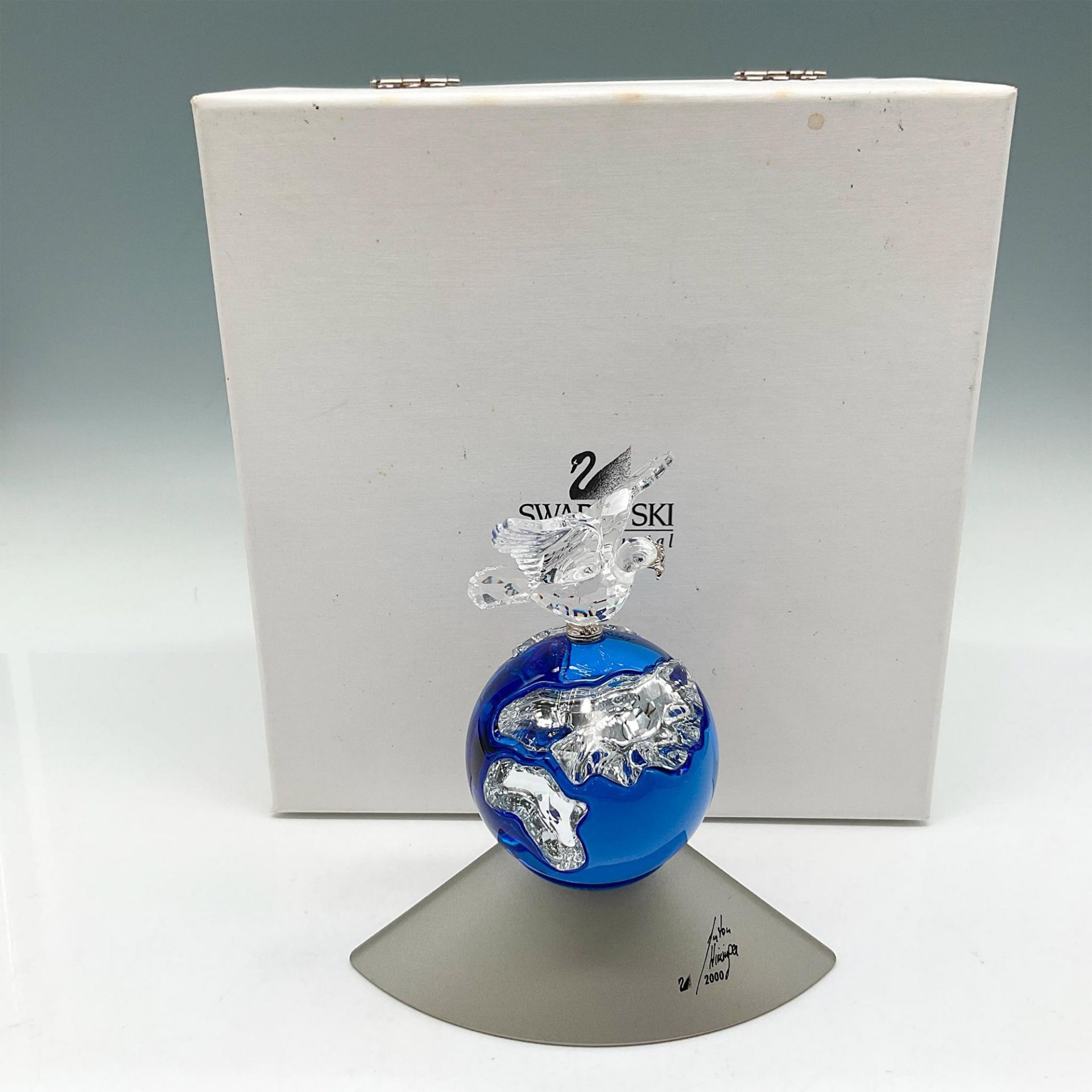 Swarovski Crystal Figurine, 2000 Vision Crystal Planet - Image 4 of 4