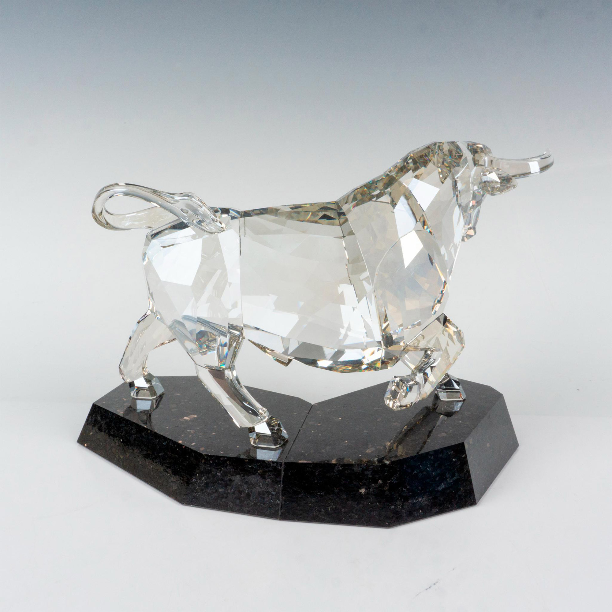 Swarovski Crystal Figurine, Soulmates, Bull - Image 2 of 4