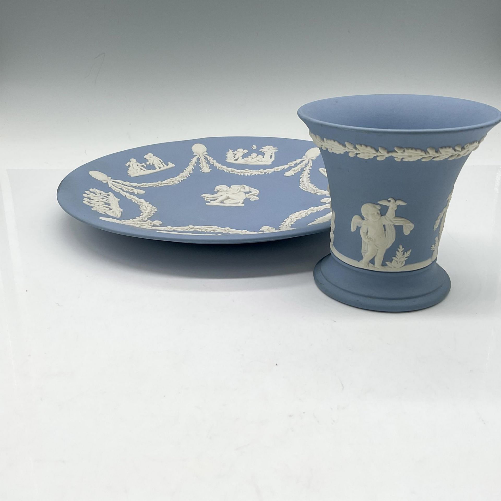2pc Wedgwood Jasperware Decorative Plate + Cup - Image 2 of 3