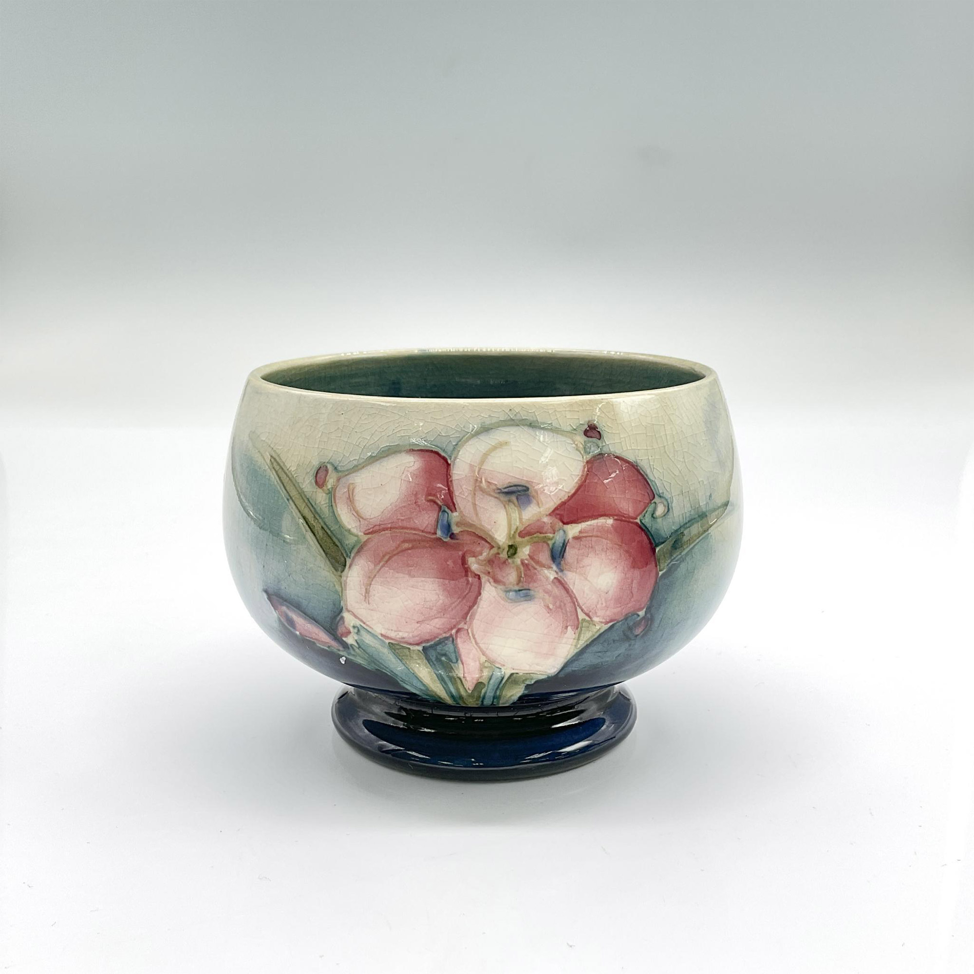 William Moorcroft Footed Bowl, Flowers - Image 2 of 2