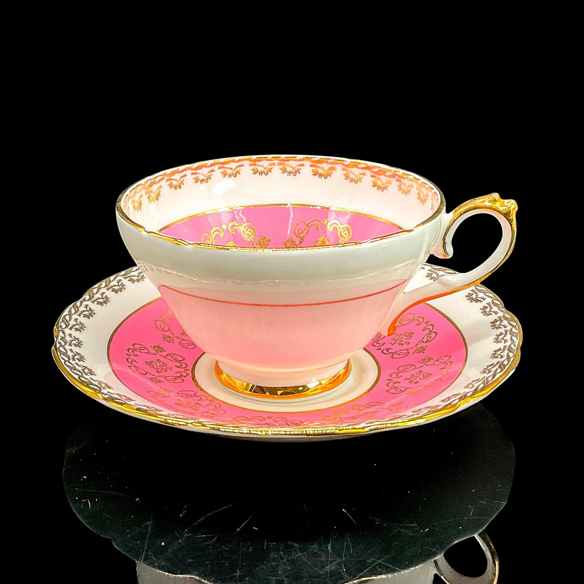 2pc Sutherland Bone China Cup + Saucer, Magenta + Pink Roses