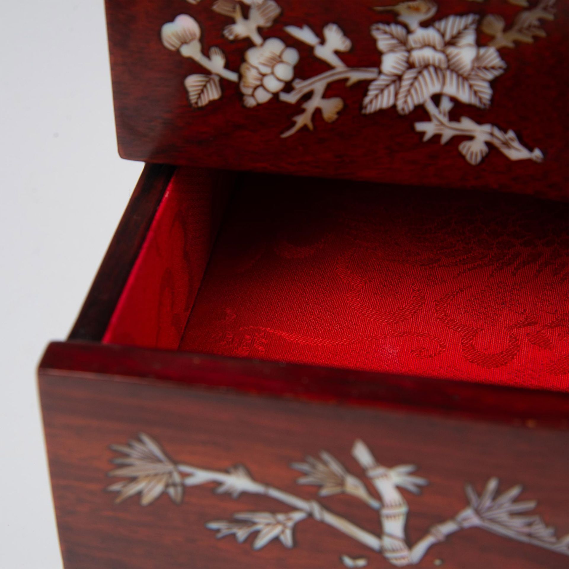 Asian Wood and Mother of Pearl Inlay Jewelry Box - Image 8 of 16