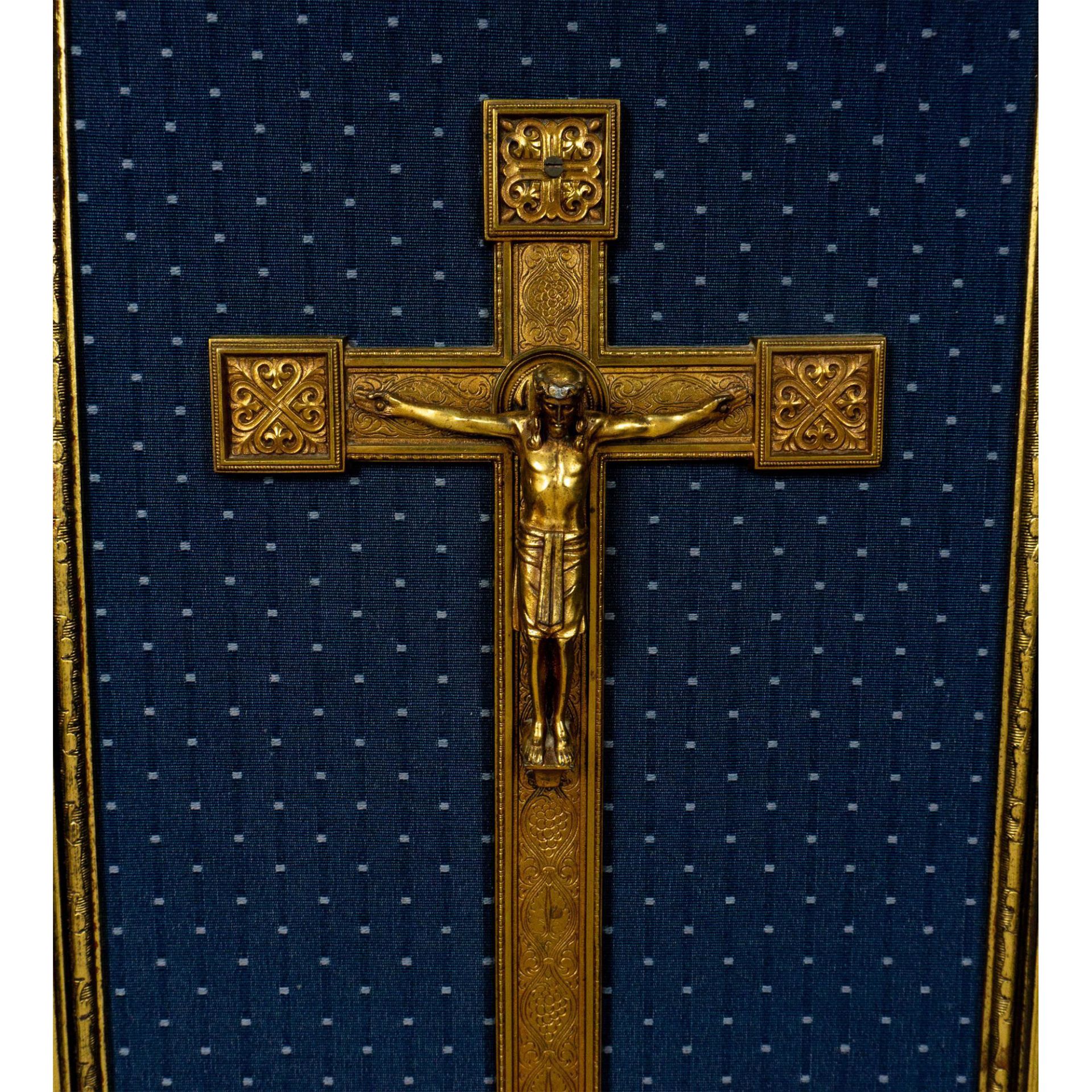 Religious Brass Shadowbox Crucifix - Image 3 of 4