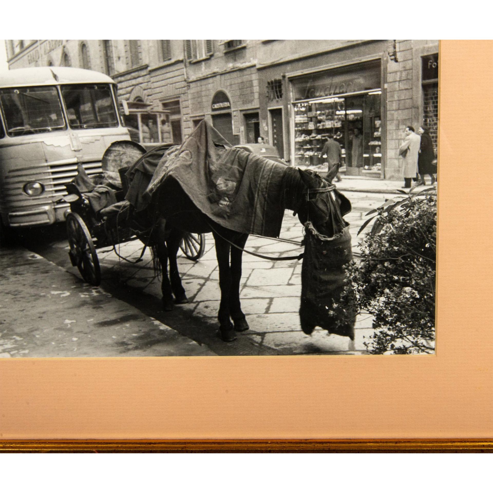 2pc Framed Italian Monochrome Silver Gelatin Photographs - Bild 8 aus 8