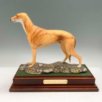 Royal Doulton Dog Figurine, Mick the Miller DA214 + Base