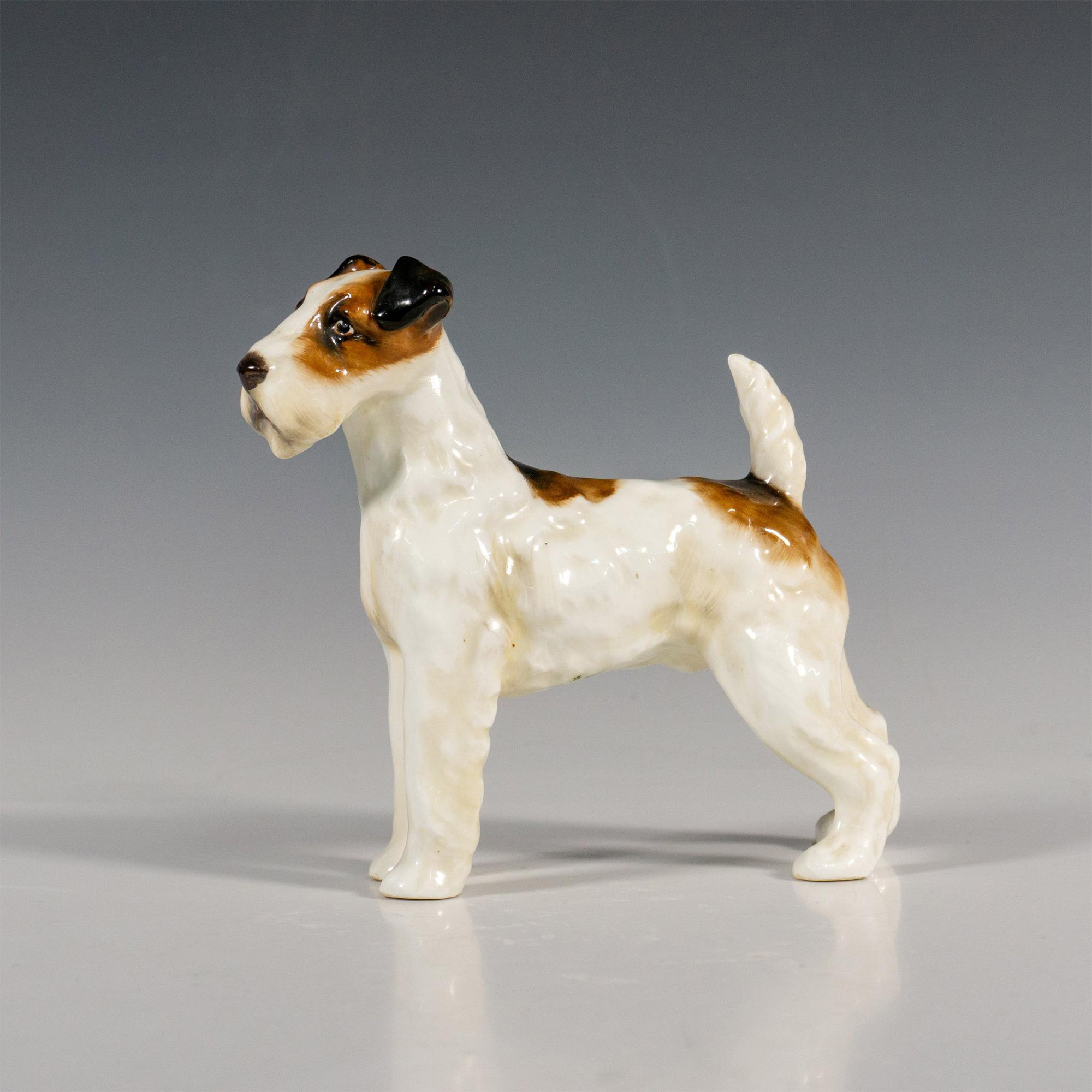 Royal Doulton Porcelain Dog Figurine, Fox Terrier HN942