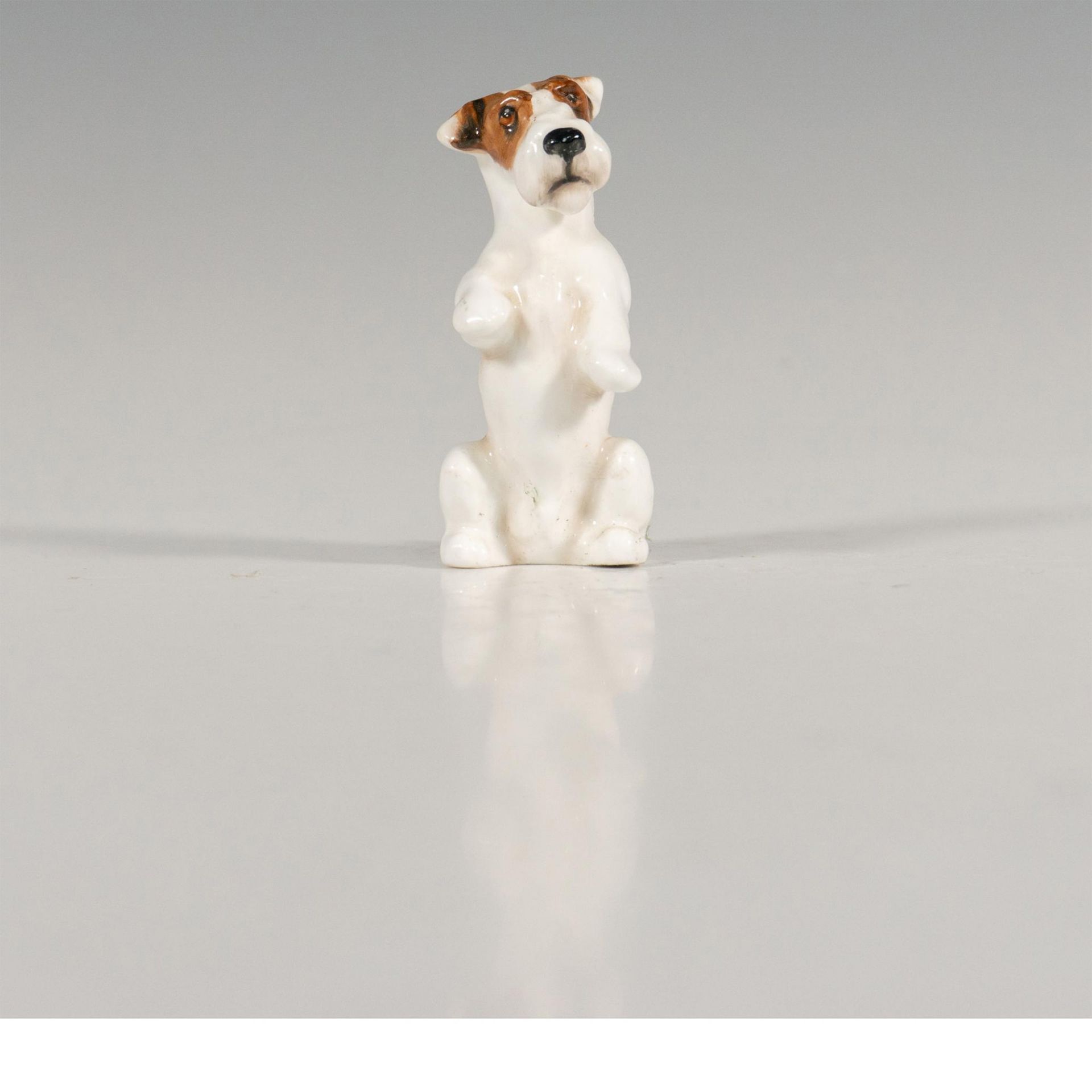 Royal Doulton Dog Figurine, Sealyham Begging K3