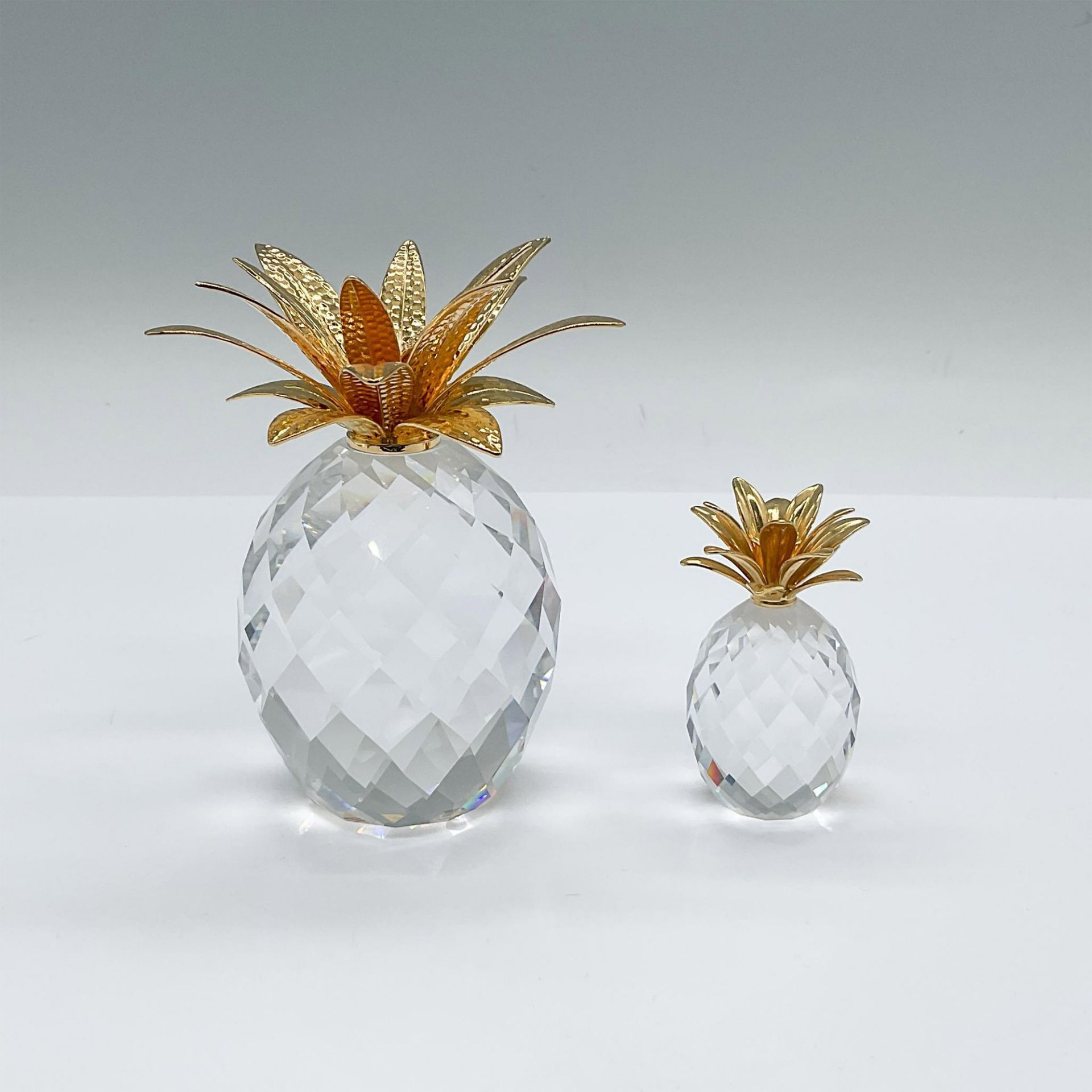 2pc Swarovski Crystal Figurines, Large and Small Pineapple - Bild 2 aus 3