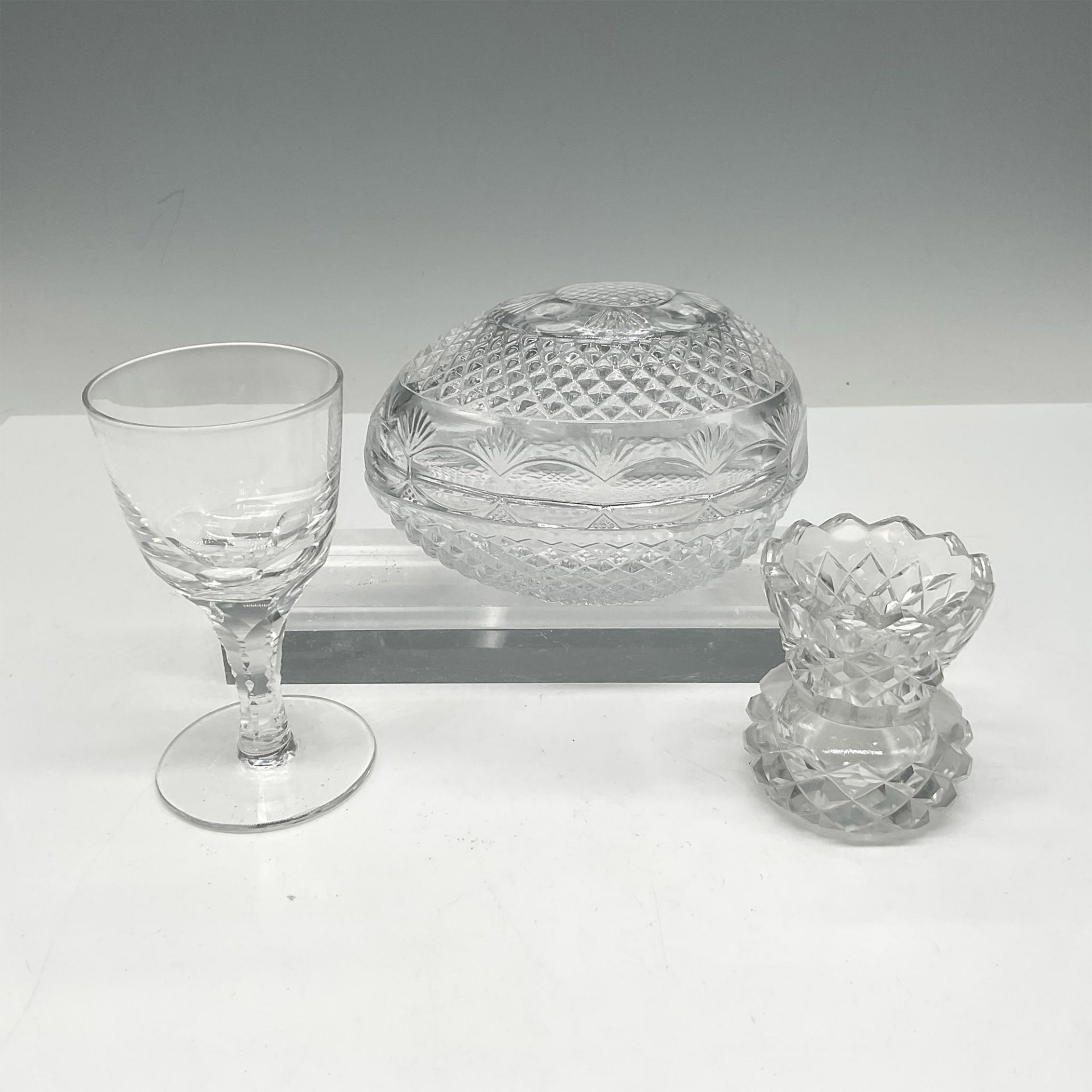 3pc Mixed Lot Home Decor Glass