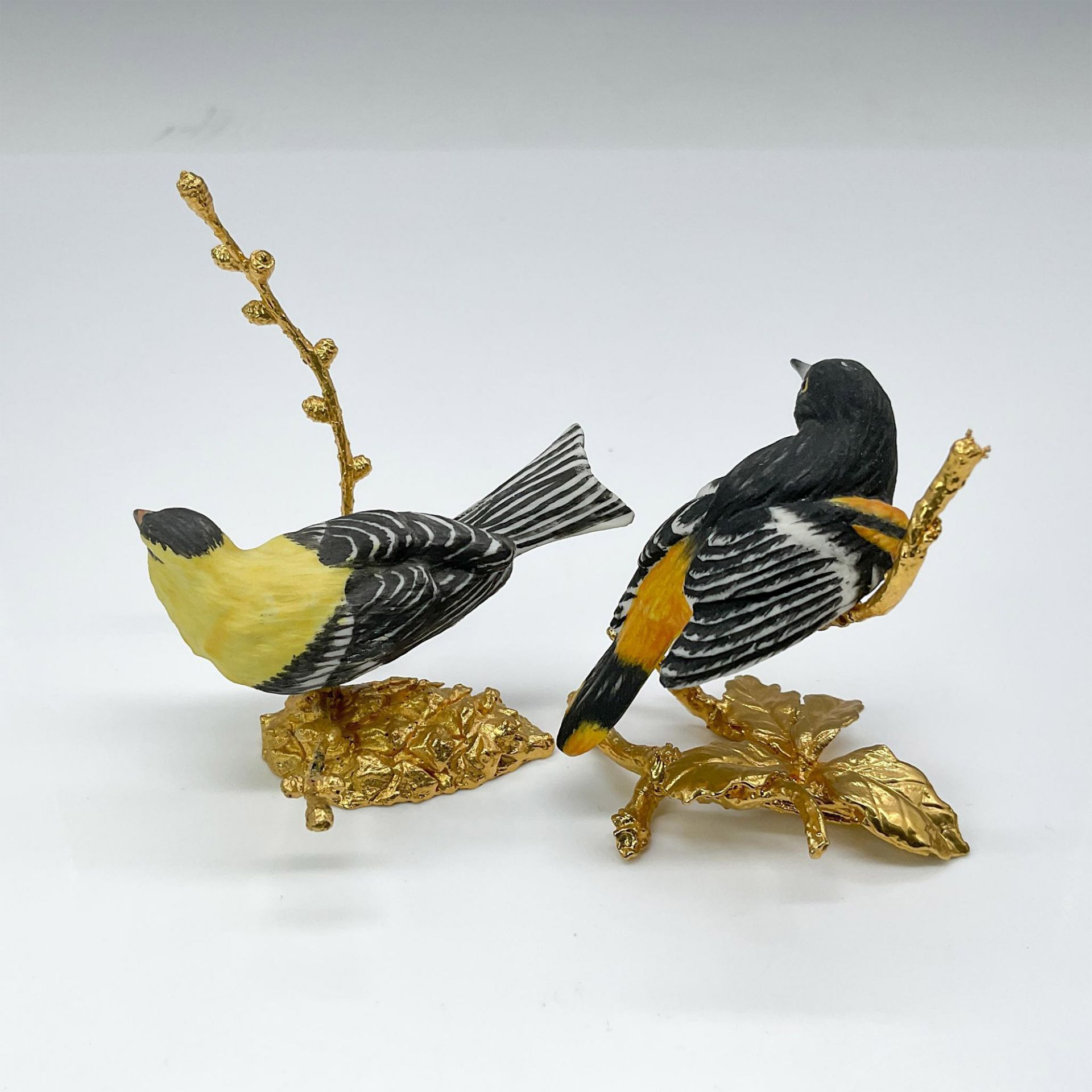 2pc Miniature Boehm Porcelain Birds on Gold Gilded Base - Image 2 of 3
