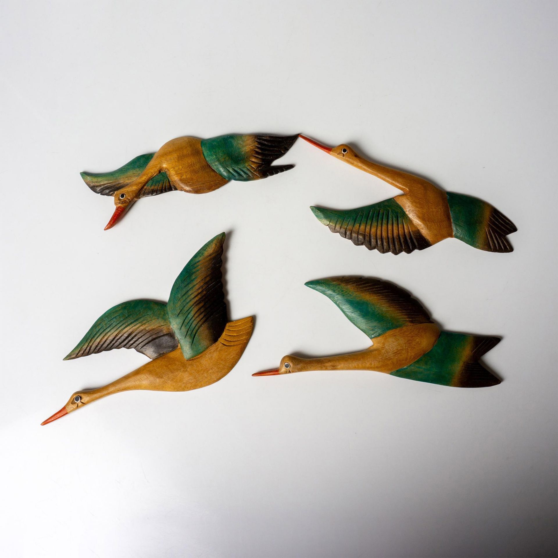 4pc Vintage Wooden Duck Wall Decorations - Image 2 of 3
