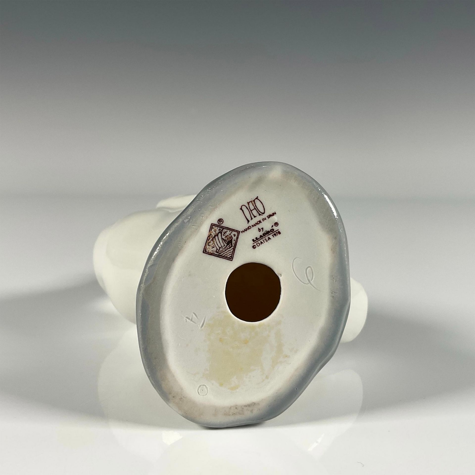 Nao by Lladro Porcelain Figurine, Little Duck - Bild 3 aus 3