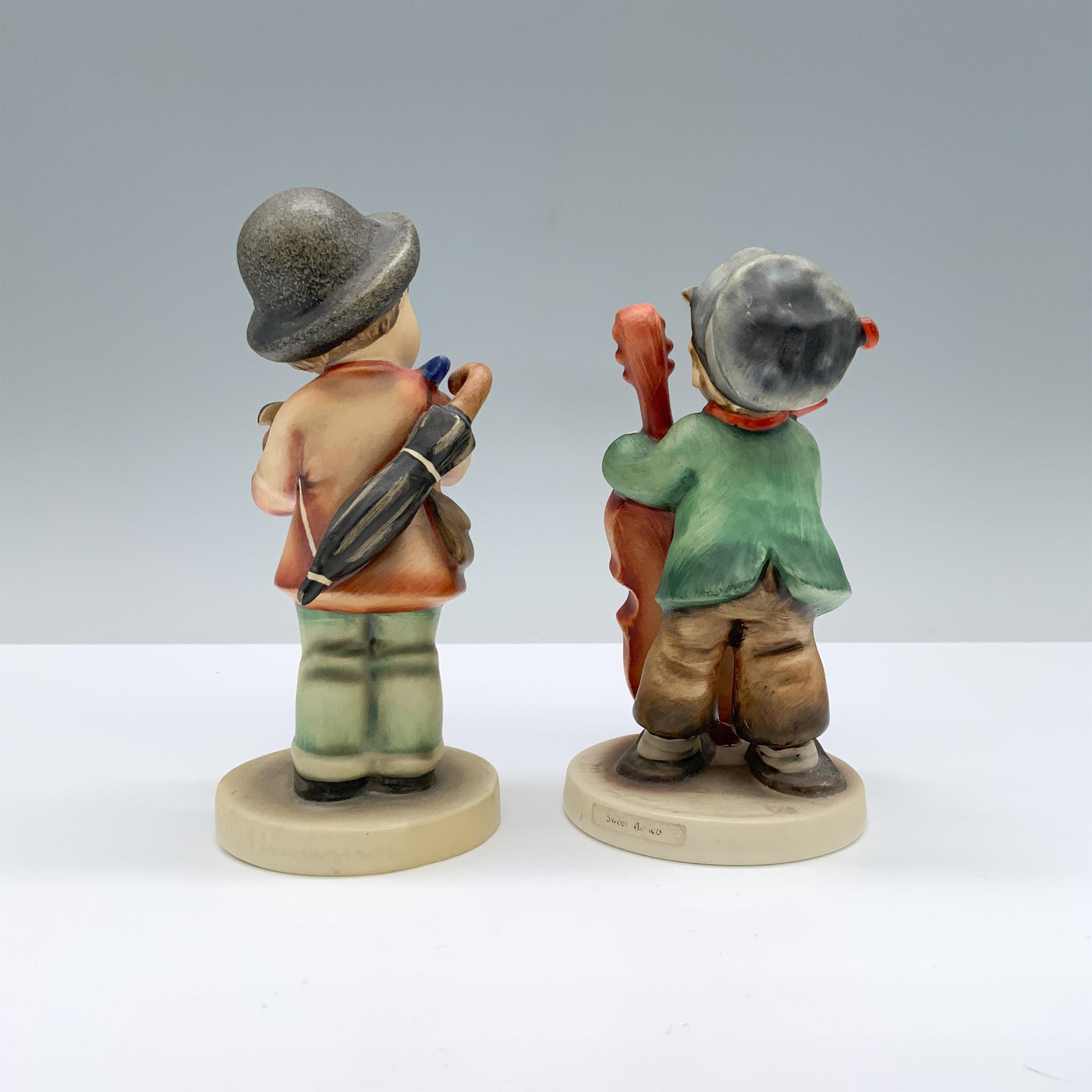 2pc Goebel Hummel Figurines, Little Fiddler and Sweet Music - Image 2 of 3