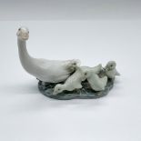 Lladro Porcelain Figurine, Little Ducks After Mother