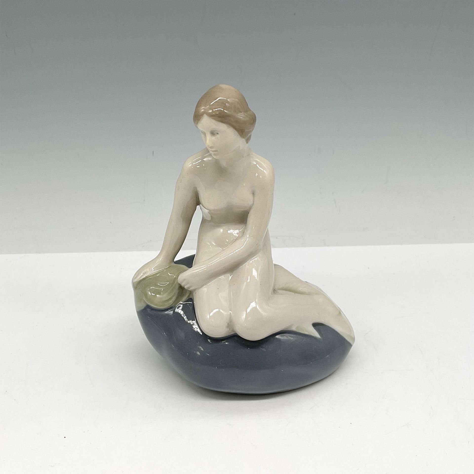 Lippelsdorf Porcelain Figurine, Little Mermaid