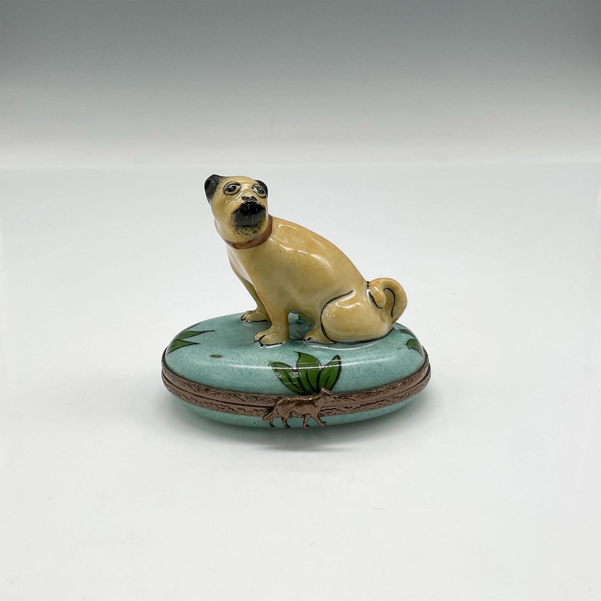 Limoges Peint Main Porcelain Pug Dog Keepsake Box