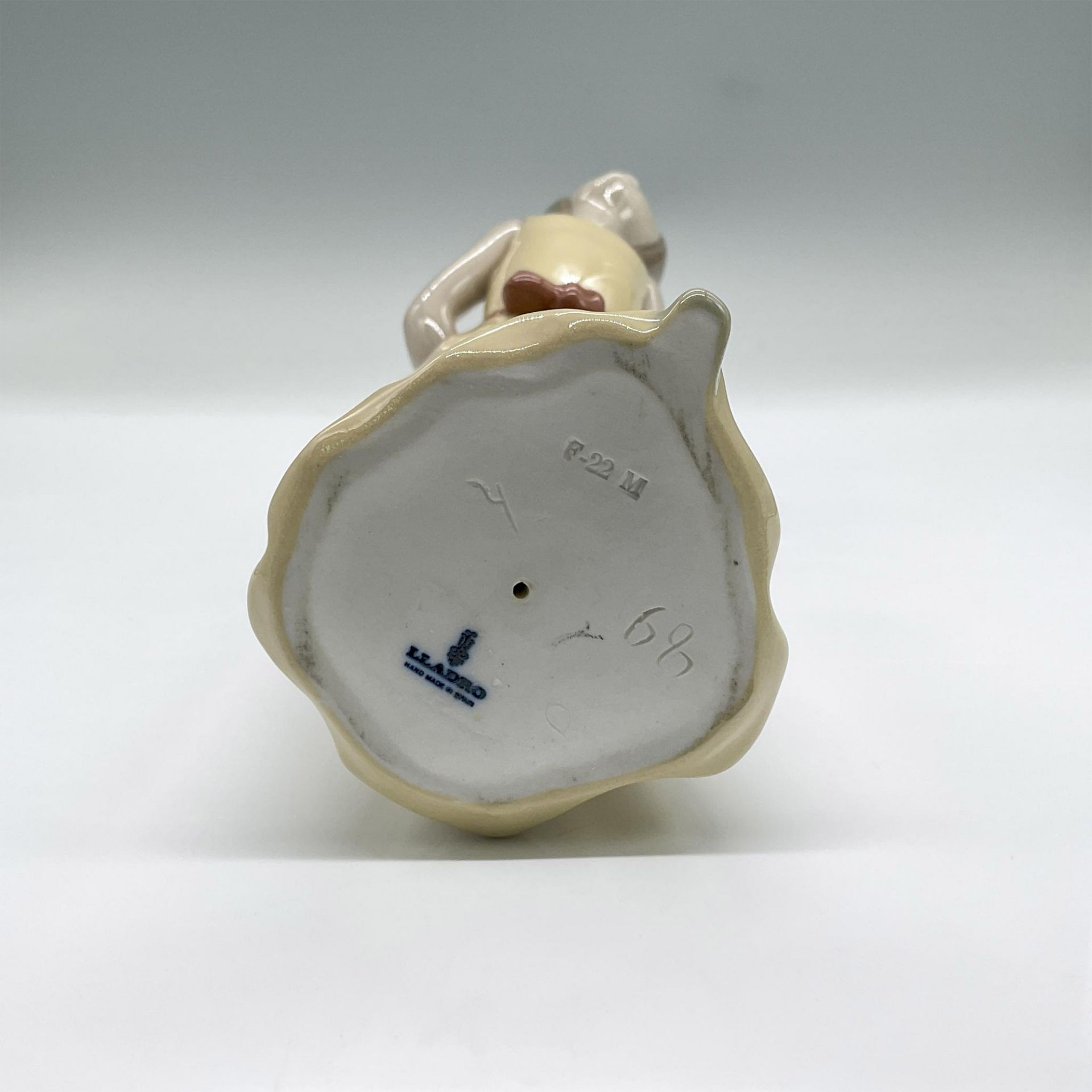 Lladro Porcelain Figurine, Naughty 1005006 - Image 3 of 3