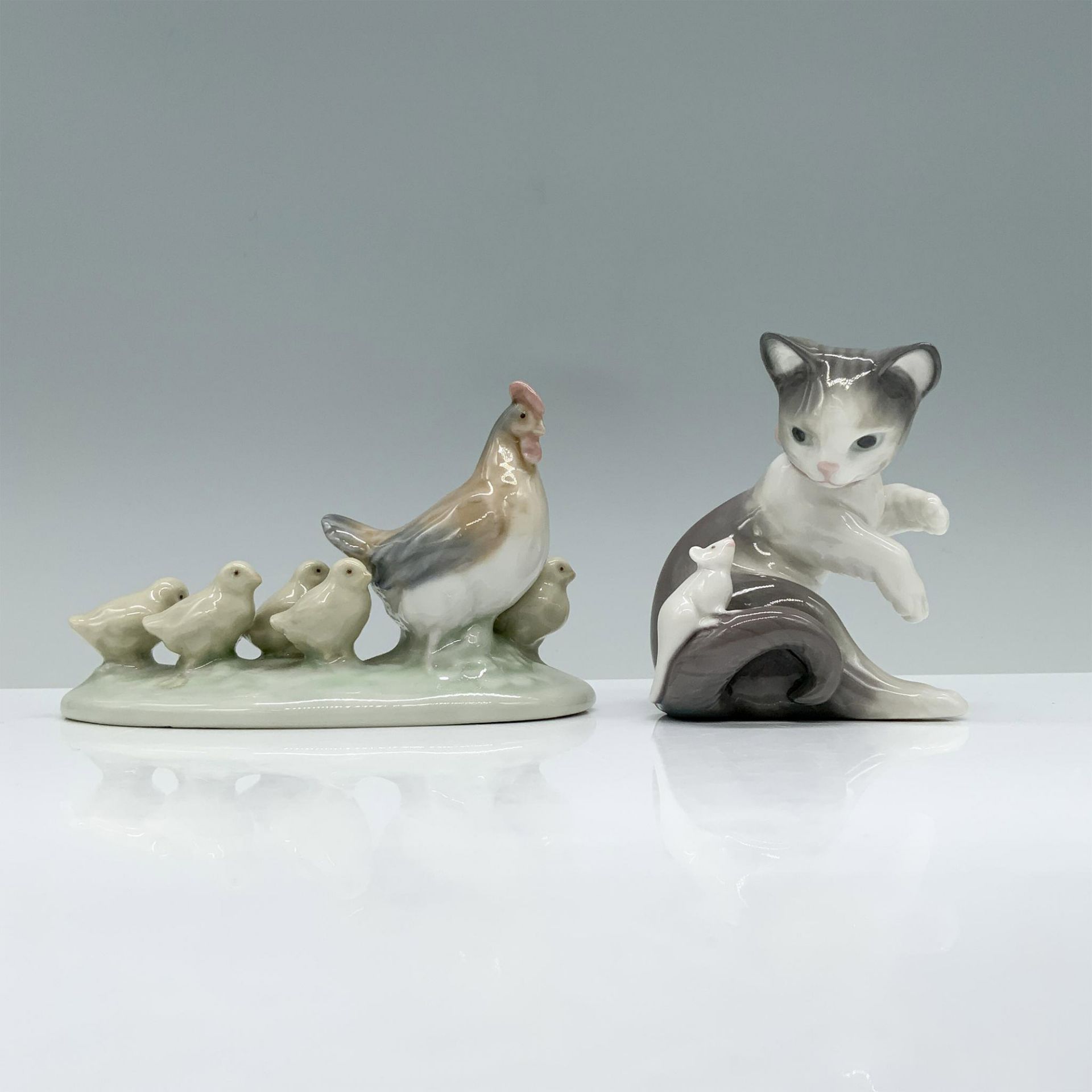 2pc Lladro and Nao by Lladro Figurines, Cat and Mouse, Hen