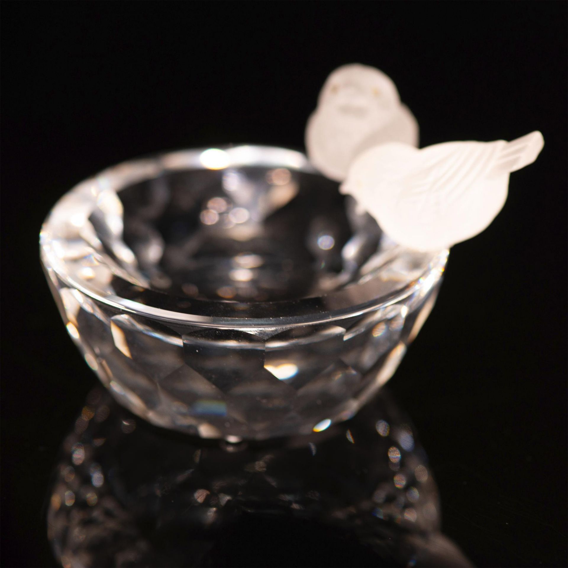 Swarovski Crystal Figurine, Bird Bath - Image 9 of 9