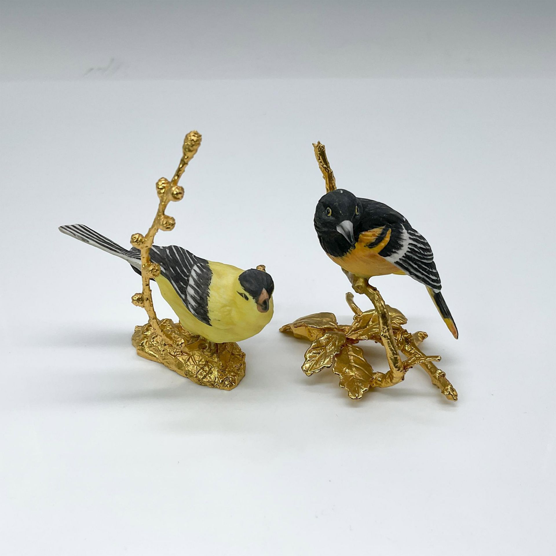 2pc Miniature Boehm Porcelain Birds on Gold Gilded Base