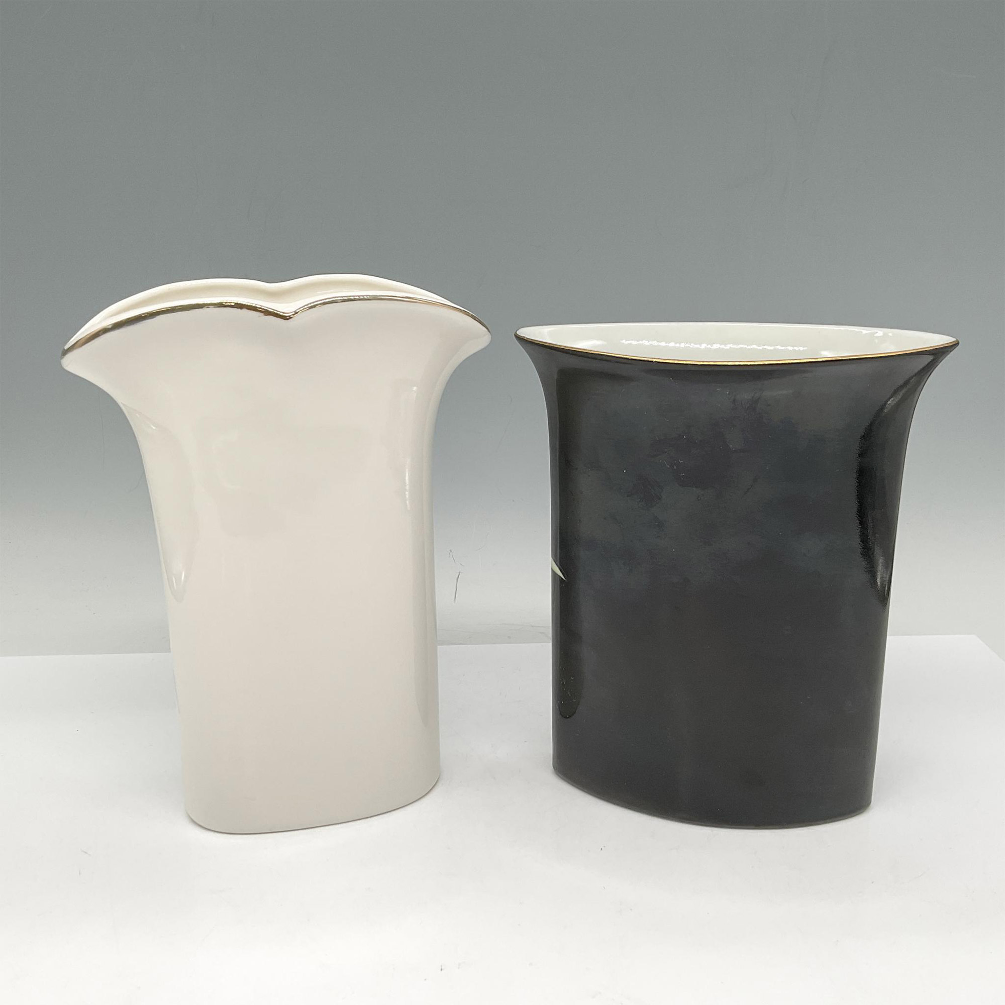 2pc Fuji and Yamaji Porcelain Vases, Iris - Image 2 of 4