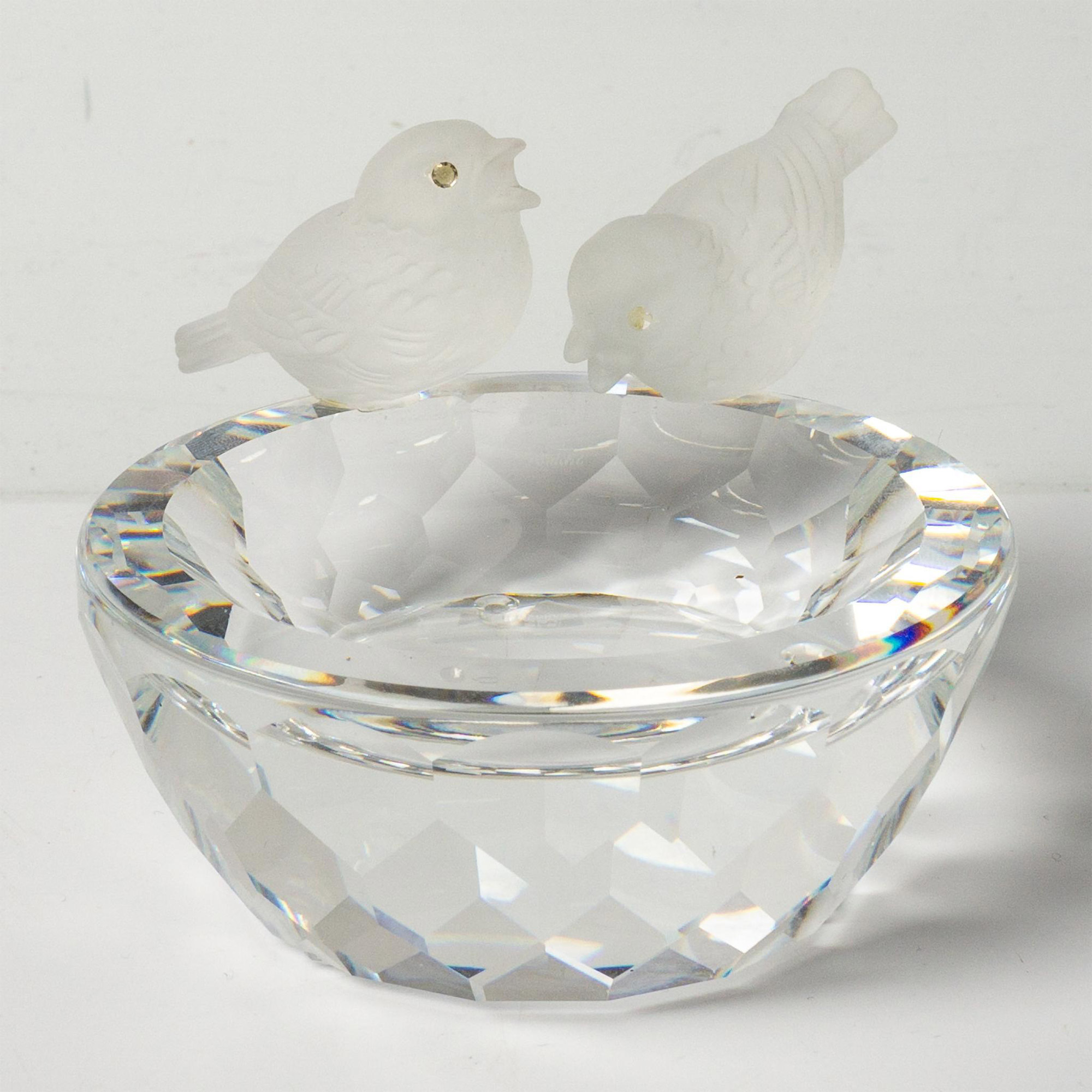 Swarovski Crystal Figurine, Bird Bath - Image 4 of 9