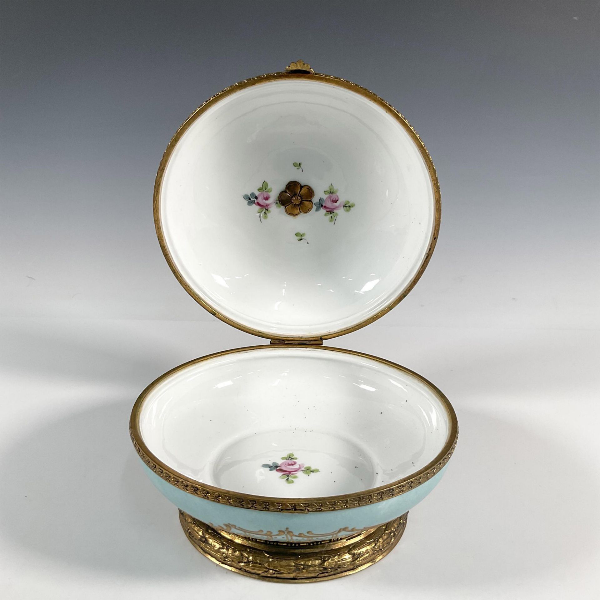 Sevres Porcelain Hand Painted Large Round Box - Image 4 of 5